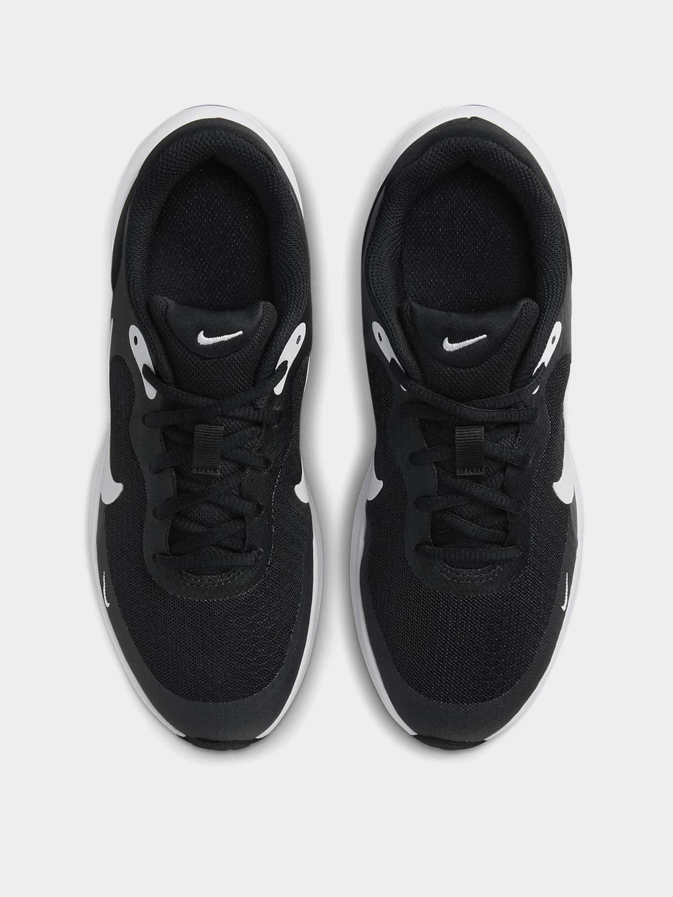 Кроссовки NIKE Revolution 7 модель FB7689-003 Фото