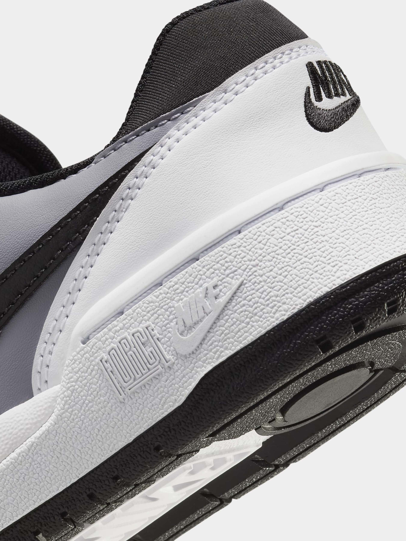 Кроссовки NIKE Full Force Low модель FV5929-101 Фото