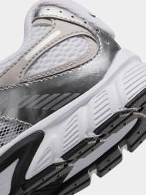 Кроссовки для бега NIKE V5 RNR модель HQ6411-100 Фото