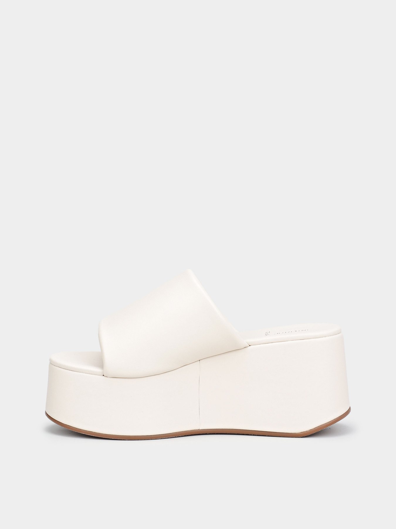 Шлепанцы CHER '17 INTERTOP модель 811-9080/104 Фото