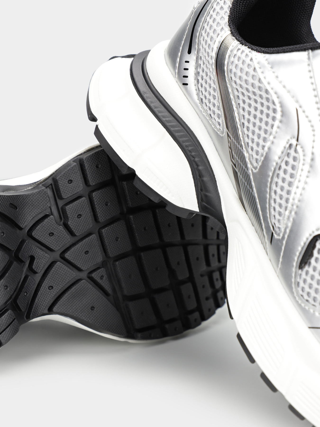 Кроссовки повседневные CHER '17 INTERTOP модель 114-5321/302 Кроссовки повседневные CHER '17 INTERTOP модель 114-5321/302 Фото