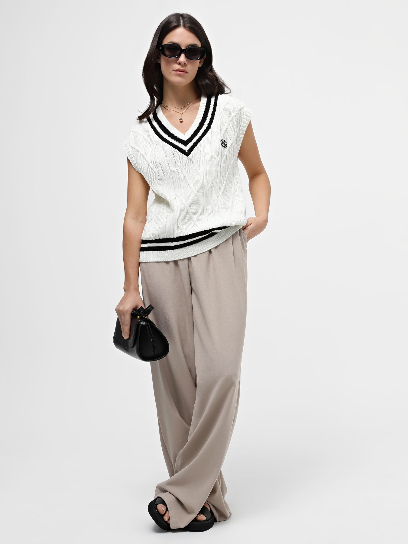 Жилет CHER '17 INTERTOP модель CH0224071/02 Фото