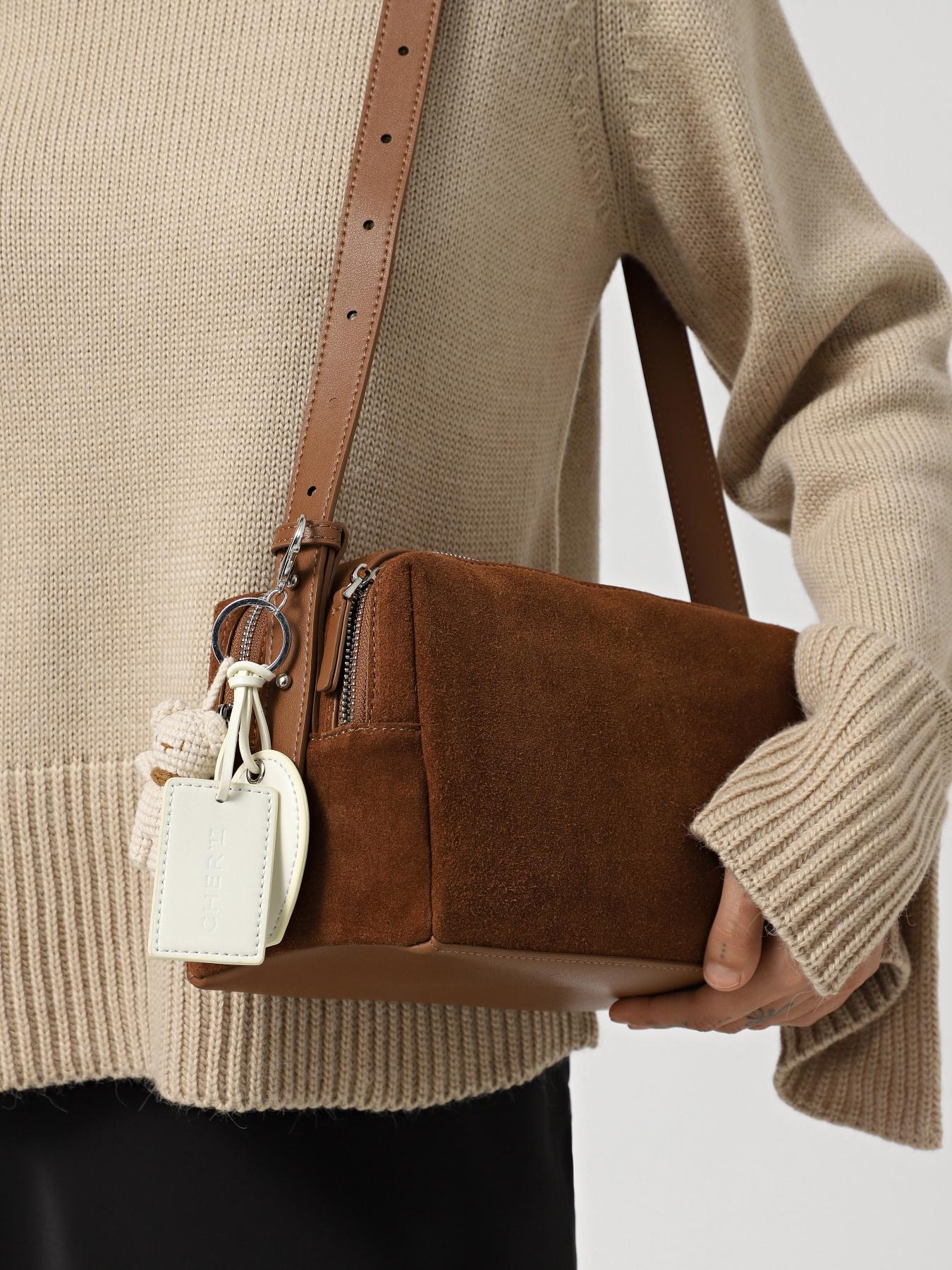 Брелок CHER '17 INTERTOP модель 211-0098/180 Фото