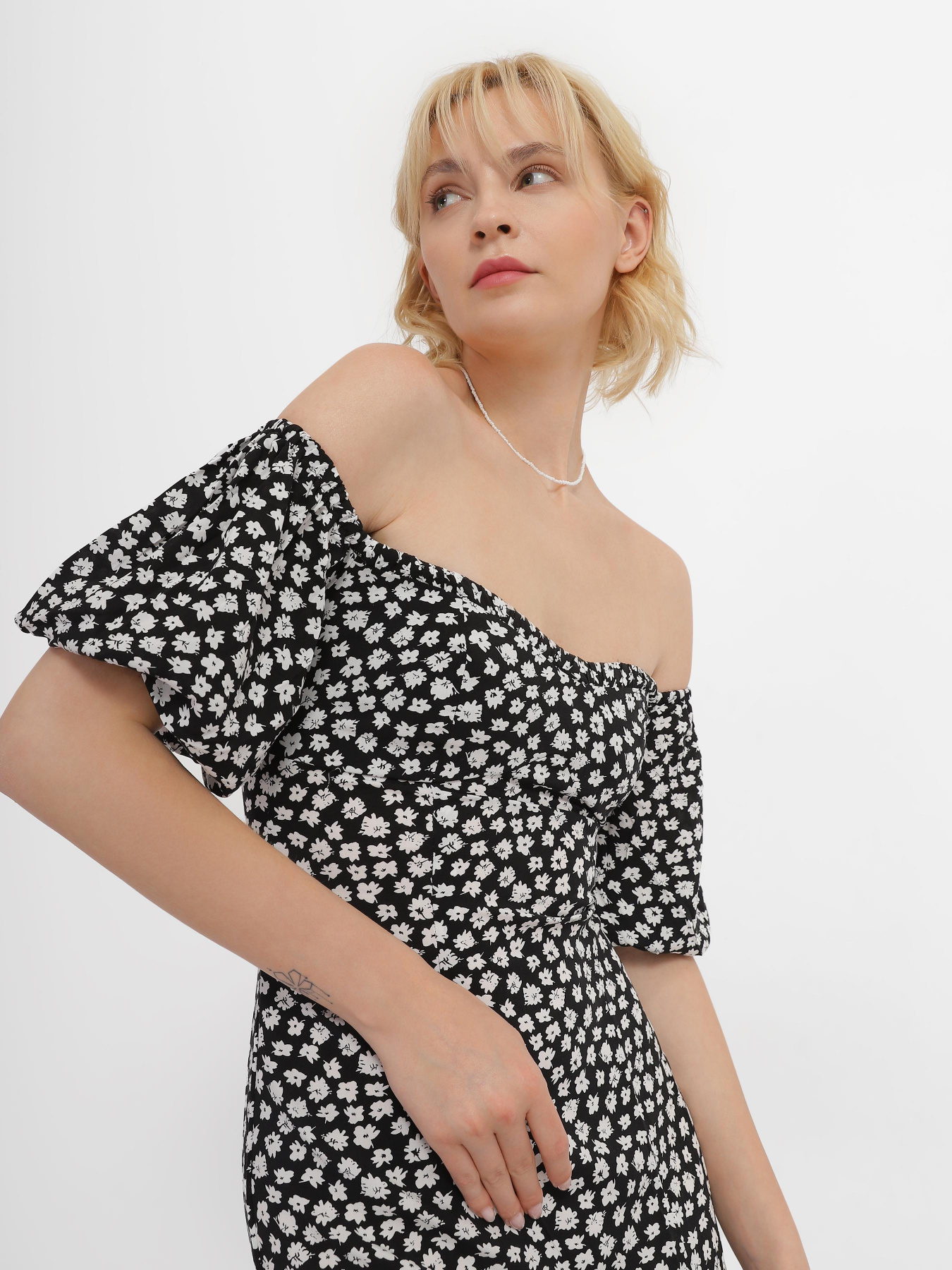 Сукня міді CHER '17 INTERTOP модель 02532SS23-02 Фото