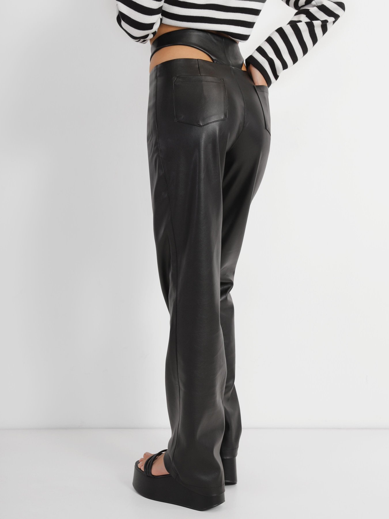 Брюки повседневные CHER '17 INTERTOP модель 02462SS23 Фото