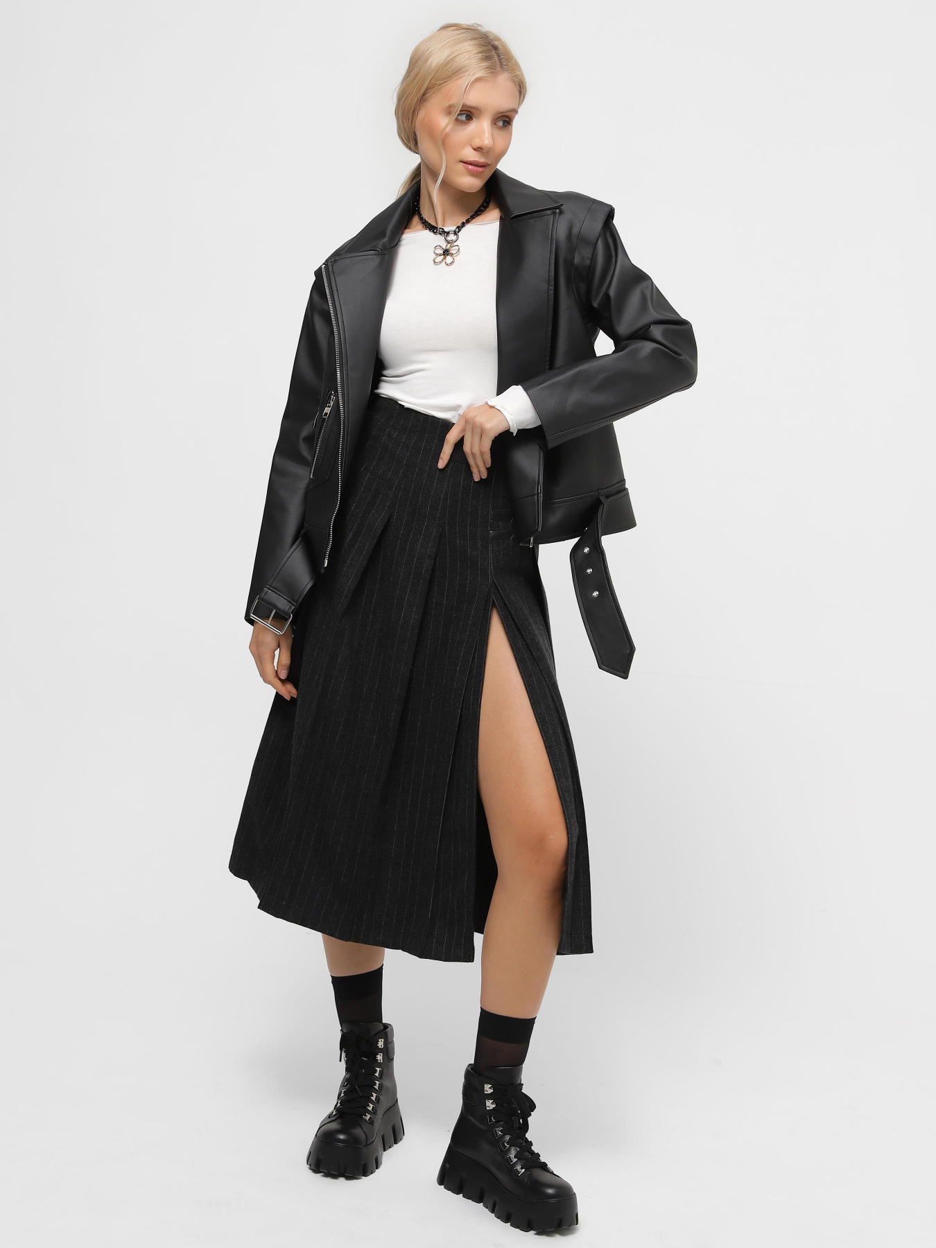 Куртка кожаная CHER '17 INTERTOP модель 02461FW24 Фото