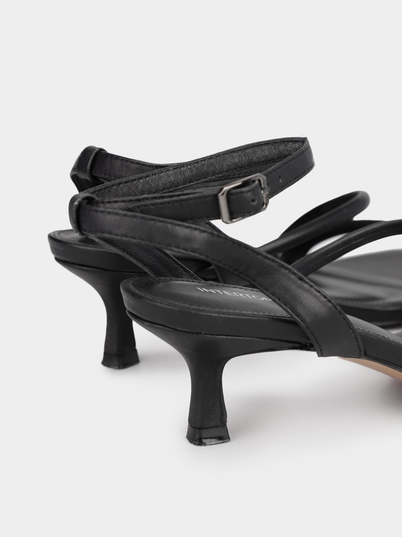 Босоножки CHER '17 INTERTOP модель 811-9150/101 Фото