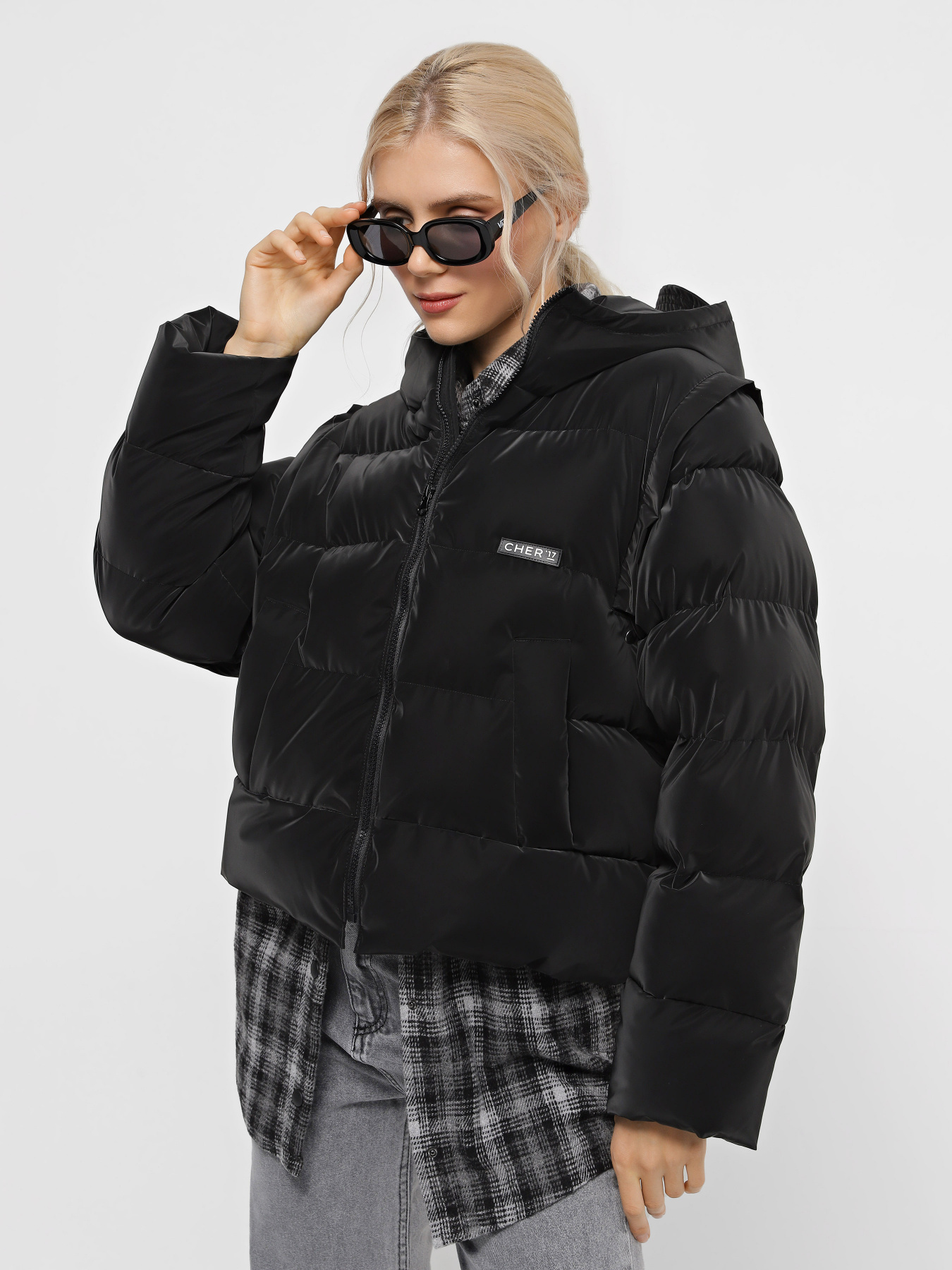 Пуховик CHER '17 INTERTOP модель 02173FW24-01 Фото