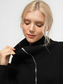 Свитер CHER '17 INTERTOP модель 02601FW24-01 Фото