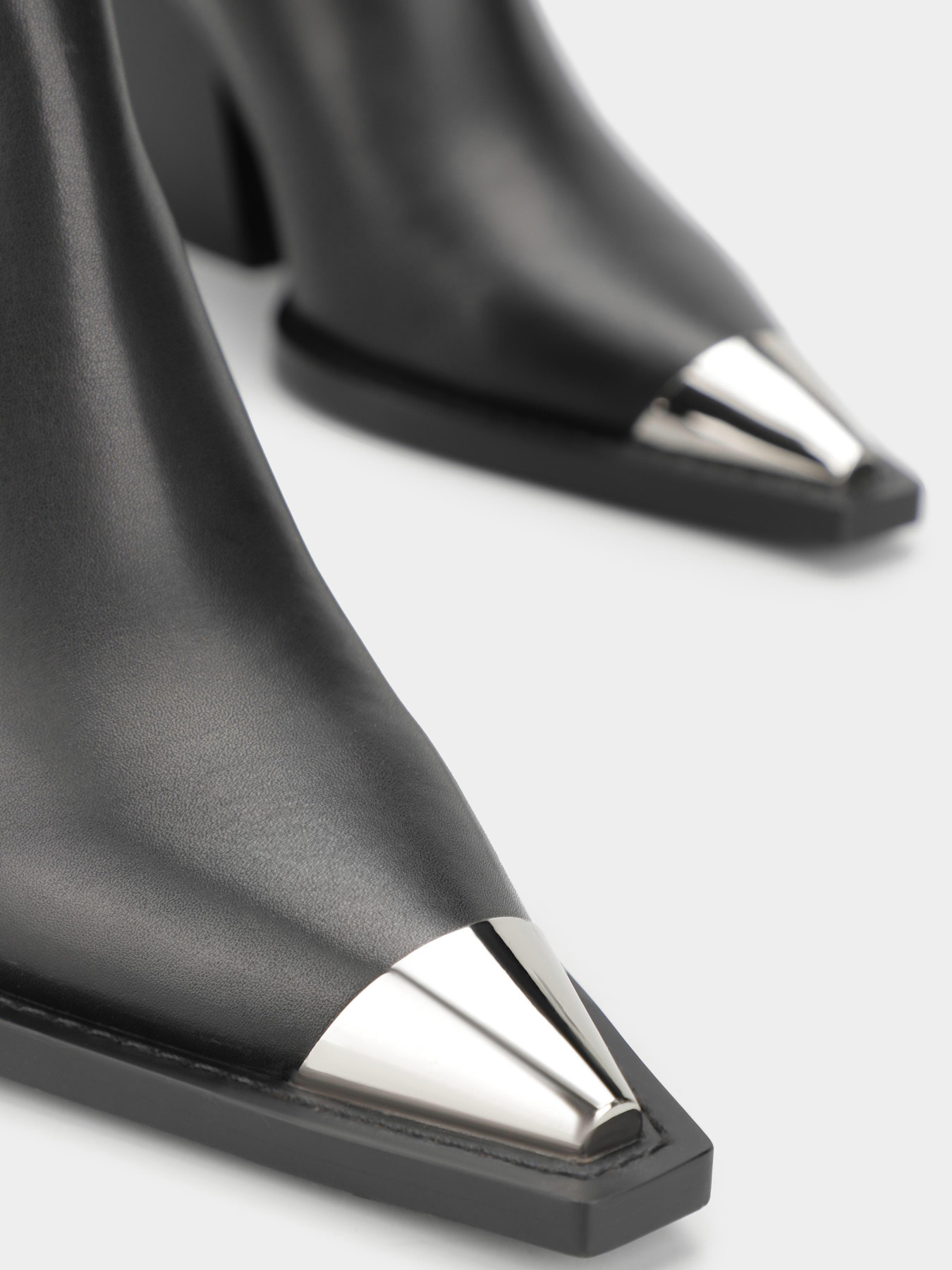 Челси CHER '17 INTERTOP модель 114-9154/101 Челси CHER '17 INTERTOP модель 114-9154/101 Фото