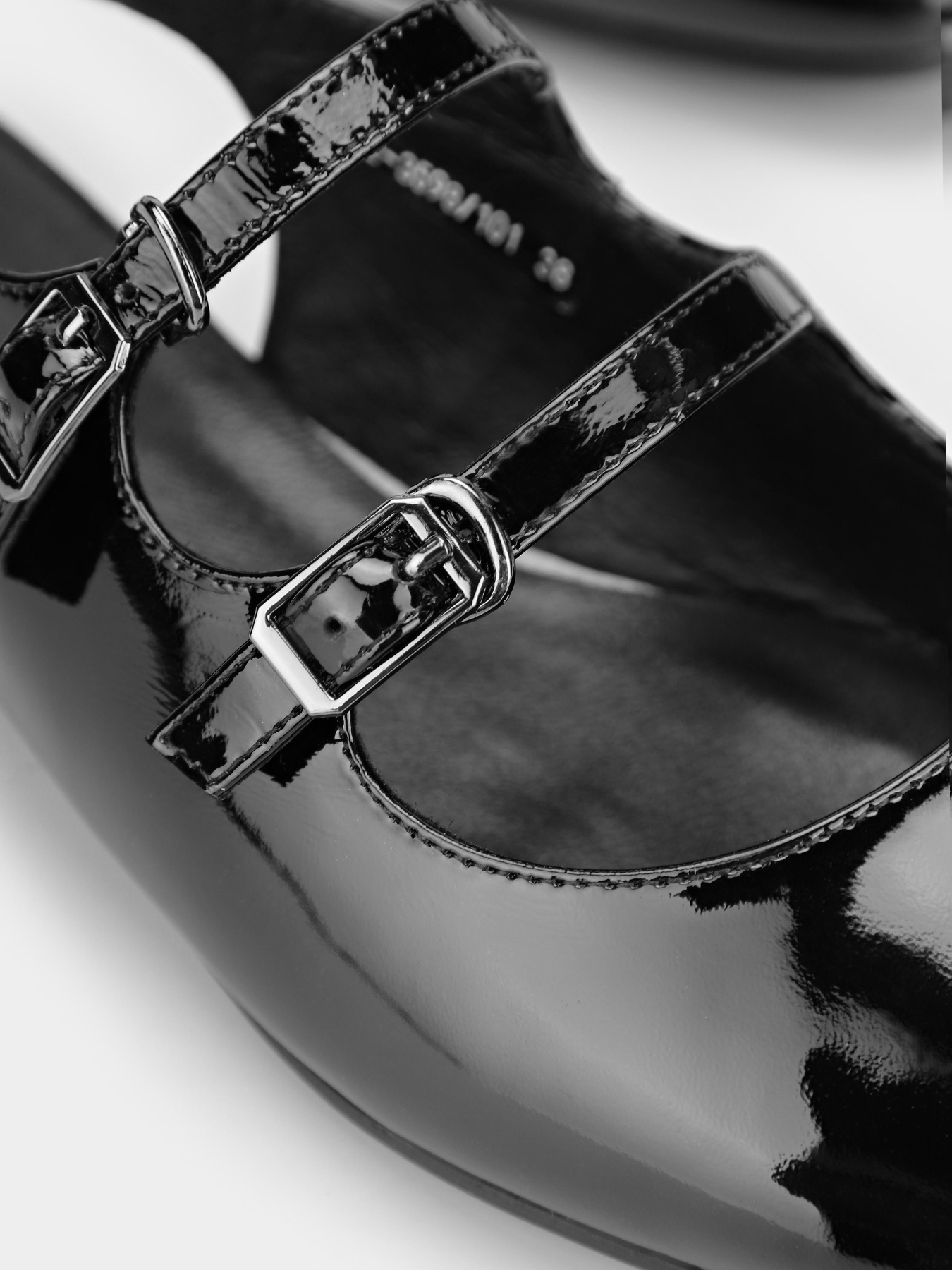 Туфли CHER '17 INTERTOP модель 112-3598/101 Фото