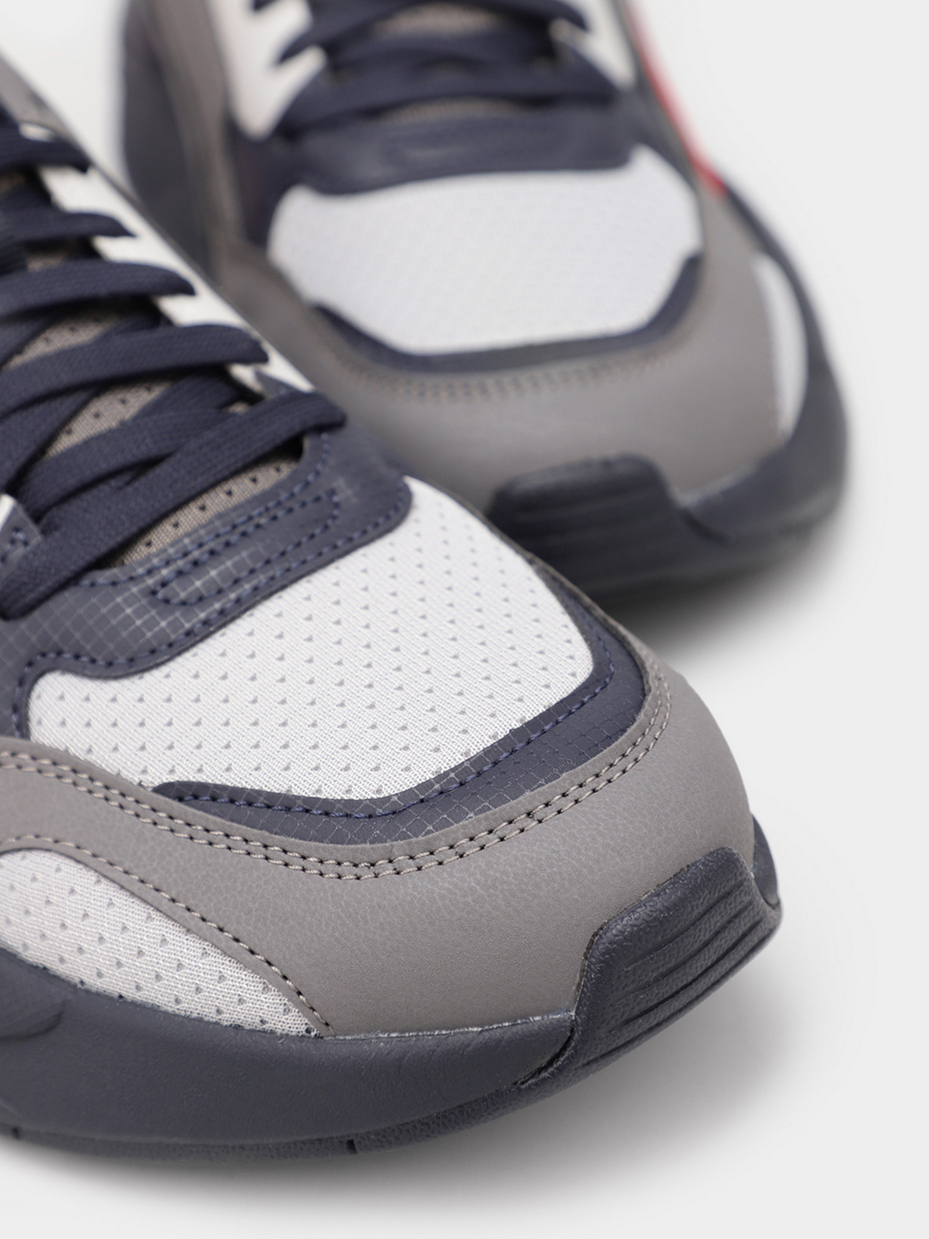 Кроссовки повседневные PUMA RED BULL RACING X-RAY 2 MOTORSPORT SHOES модель 30683702 Фото