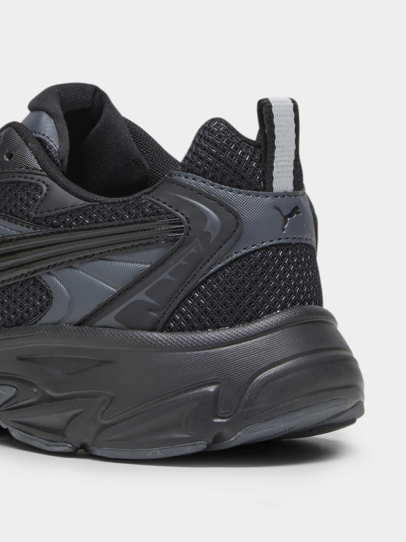 Кроссовки PUMA Morphic Base модель 39298204 Фото