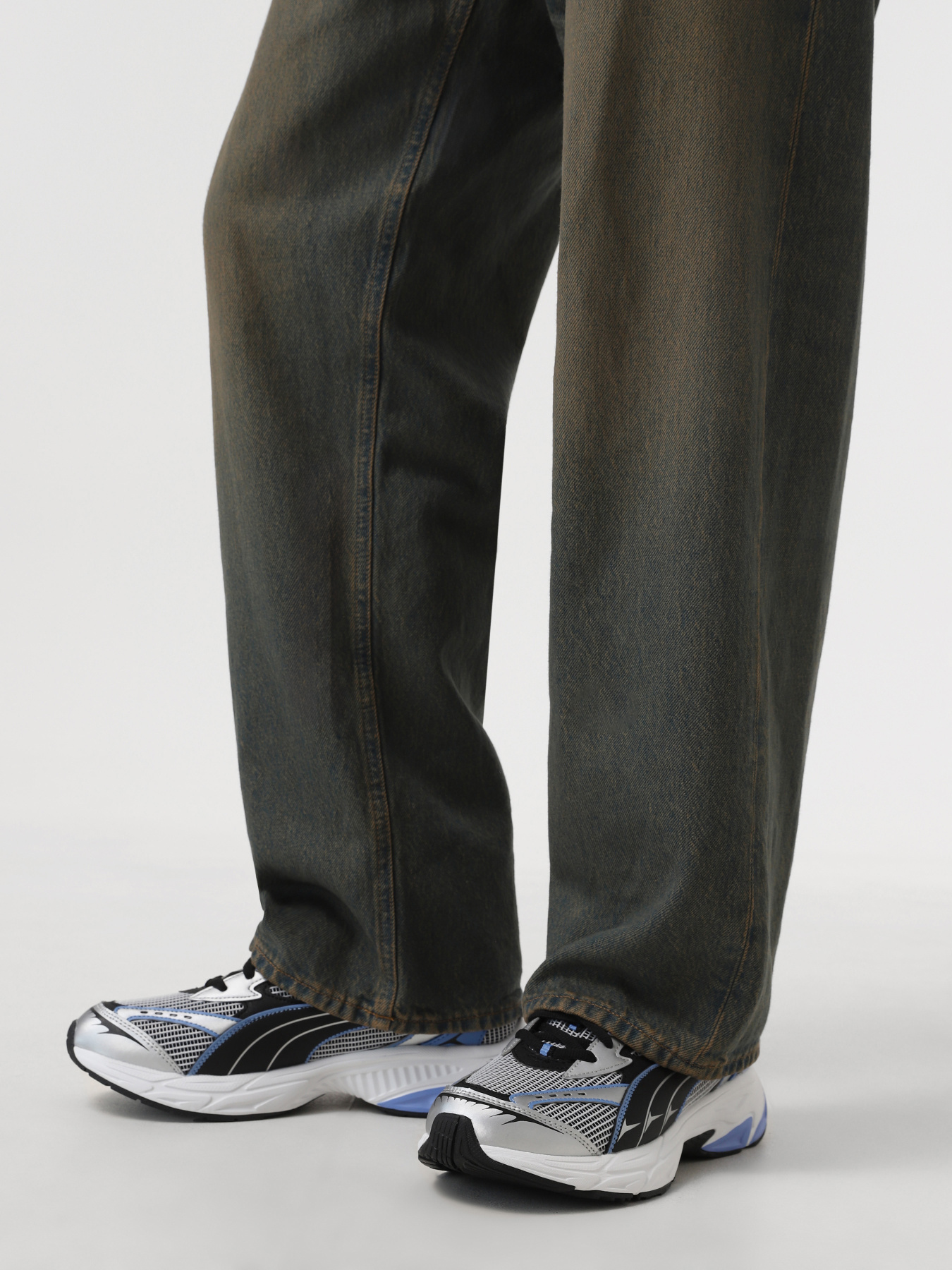 Кросівки для бігу PUMA MORPHIC ATHLETIC модель 39591904 Кросівки для бігу PUMA MORPHIC ATHLETIC модель 39591904 Фото