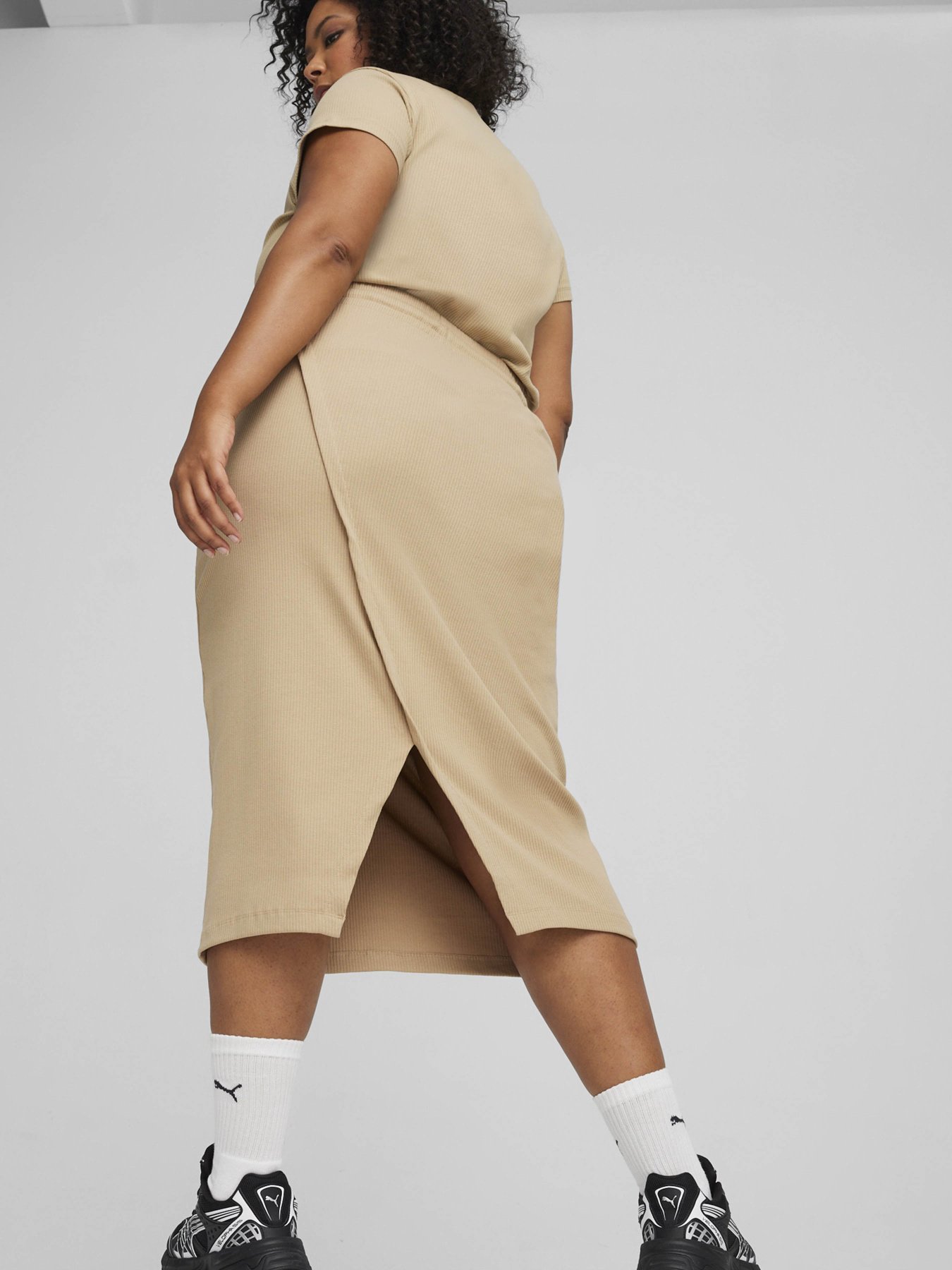 Юбка миди PUMA Classics Ribbed Midi модель 62426583 Фото