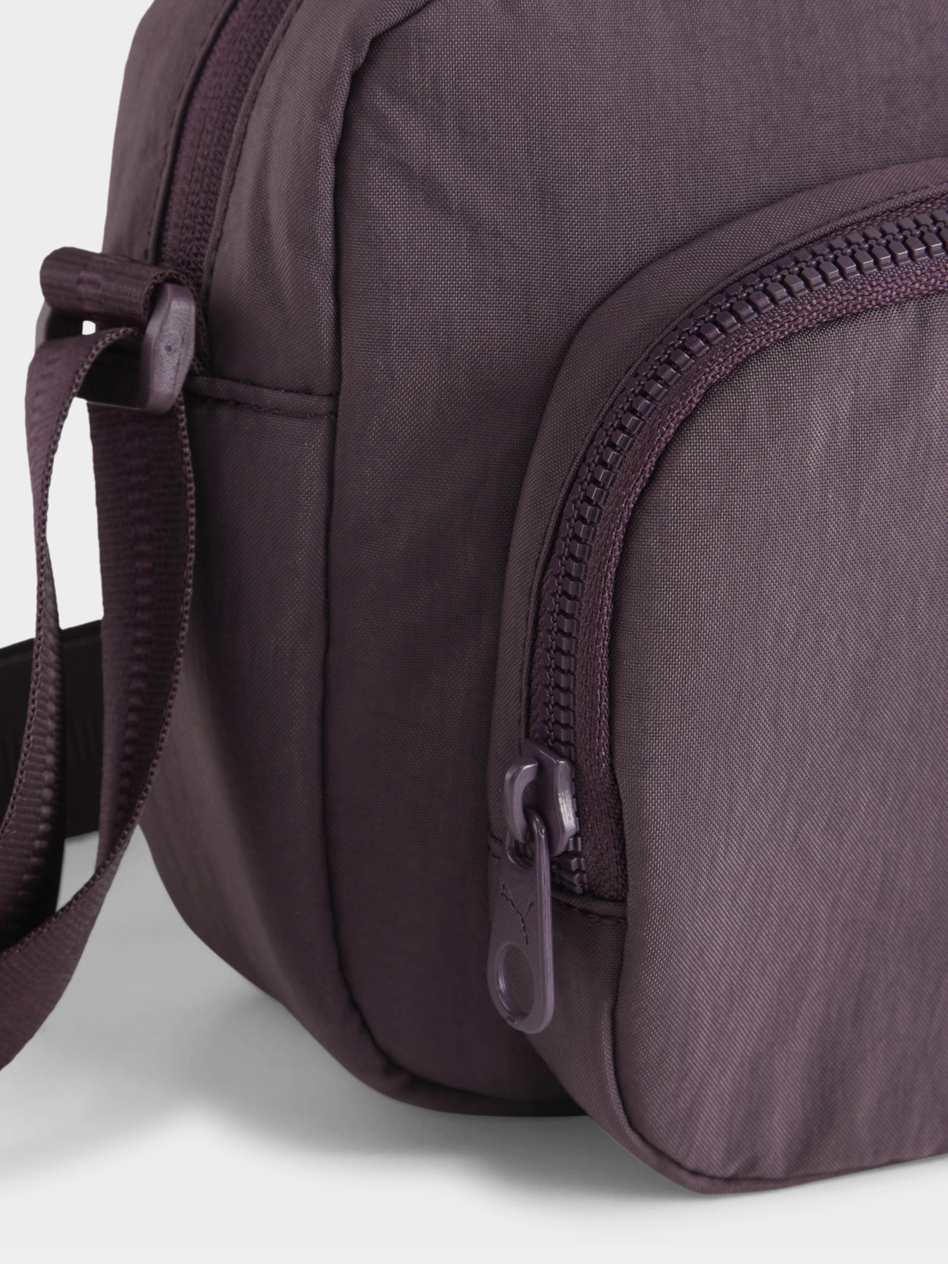 Кросс-боди PUMA Core Her Compact модель 09028405 Фото