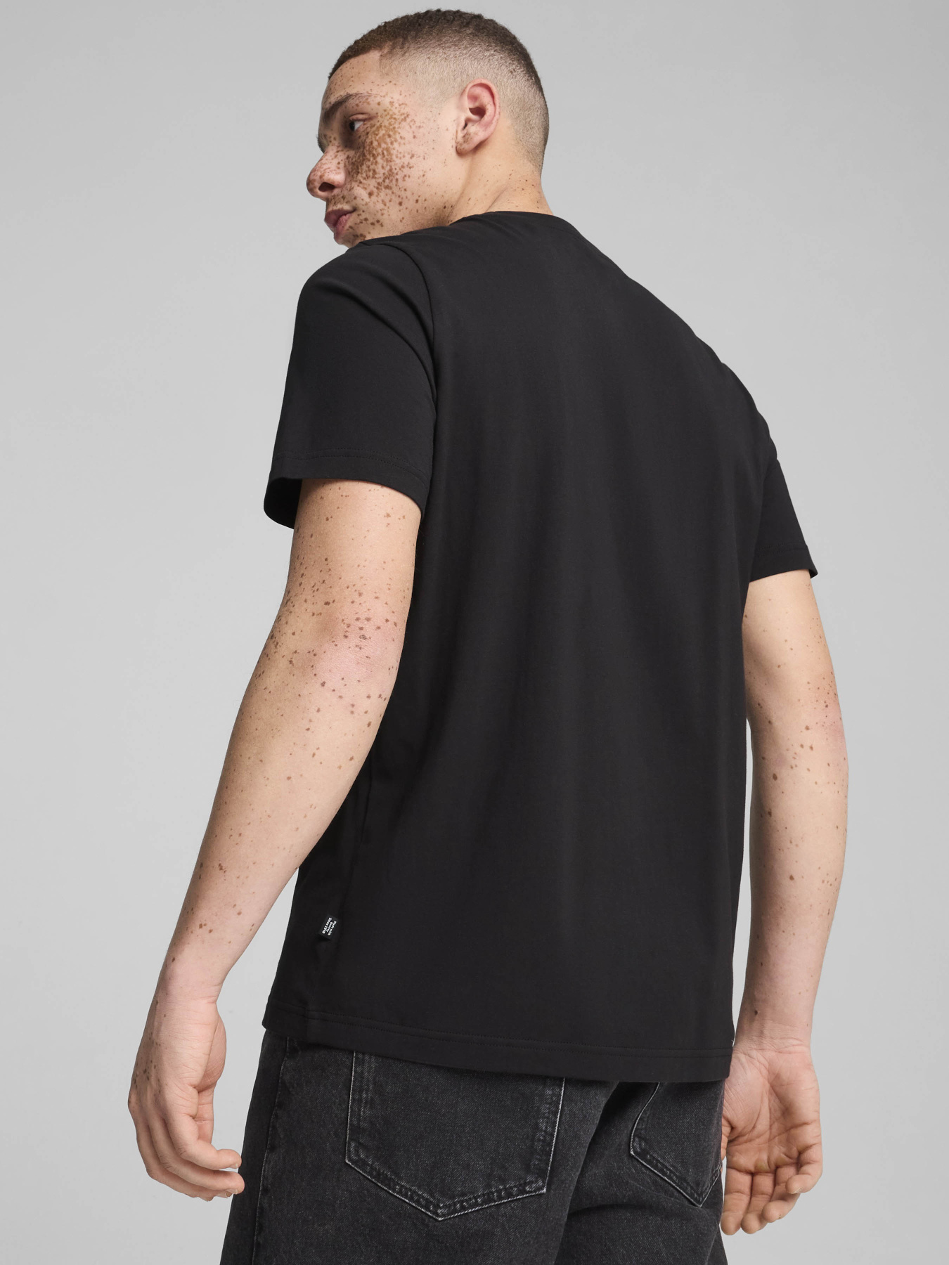 Футболка PUMA Graphics модель 68320901 Фото