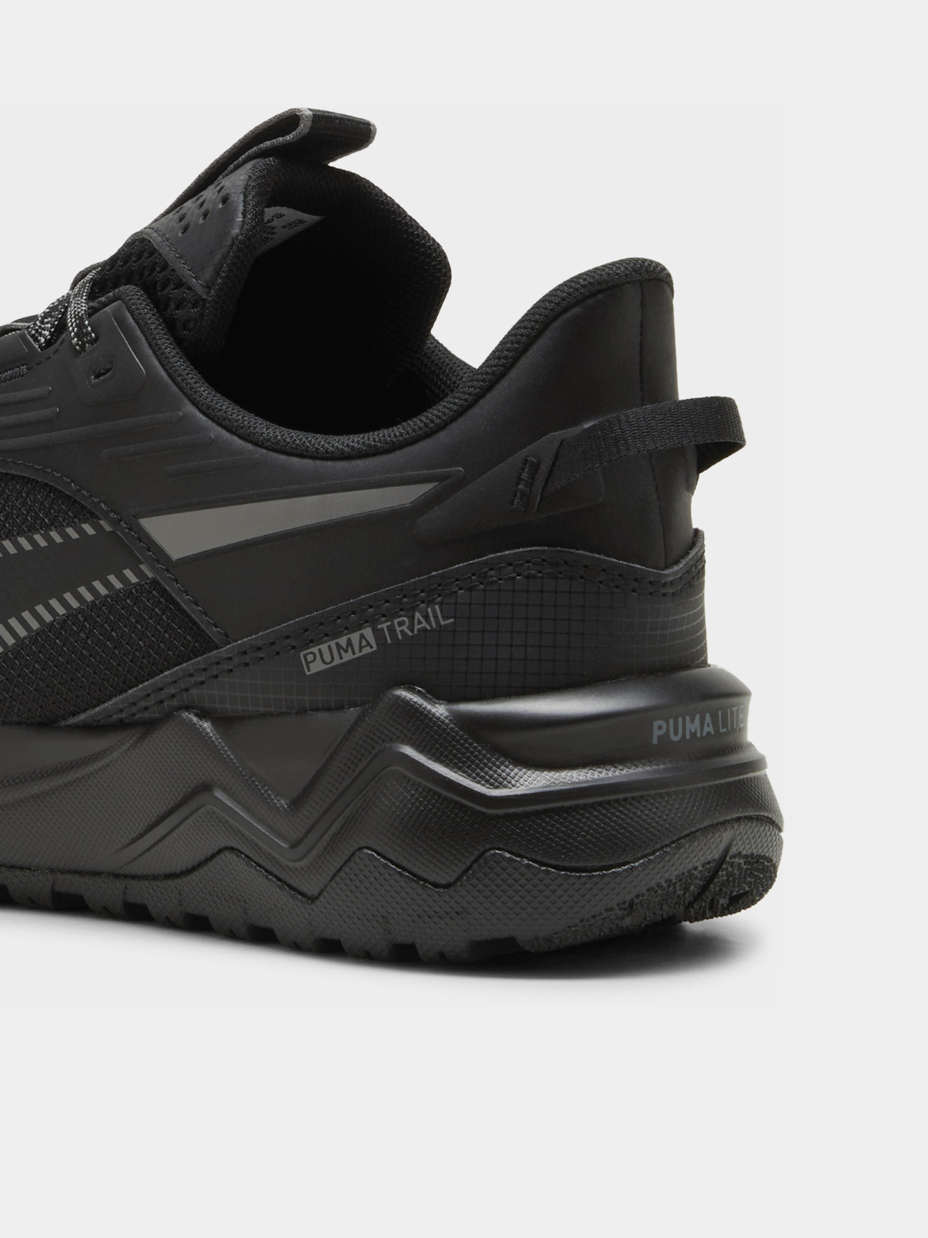 Кросівки для бігу PUMA EXTEND LITE TRAIL RUNNING модель 37953801 Фото