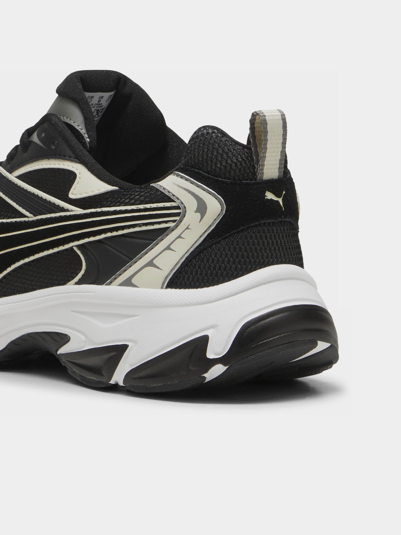 Кроссовки PUMA Morphic Retro модель 39592003 Фото