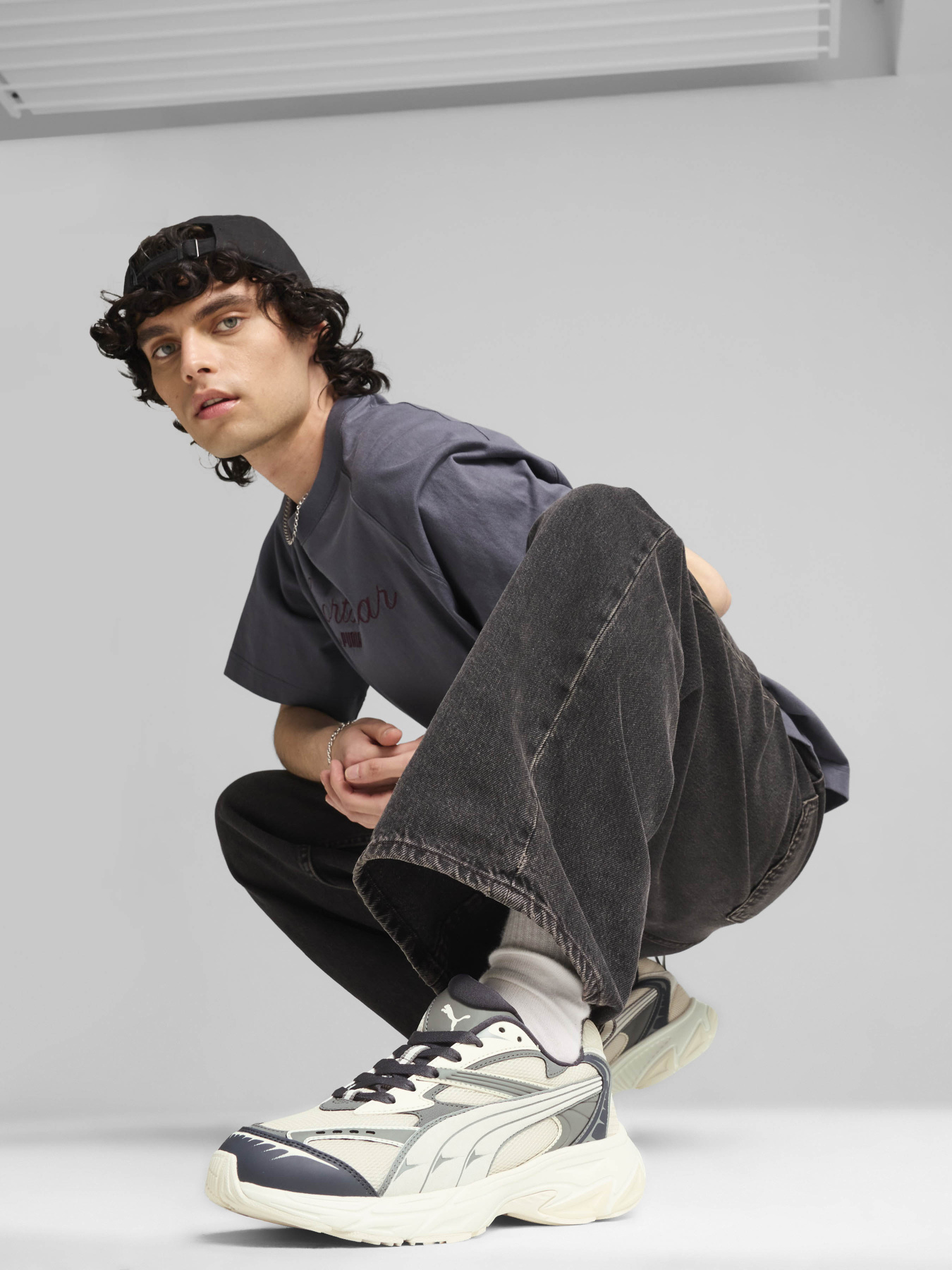 Кроссовки повседневные PUMA MORPHIC RETRO модель 39592004 Кроссовки повседневные PUMA MORPHIC RETRO модель 39592004 Фото