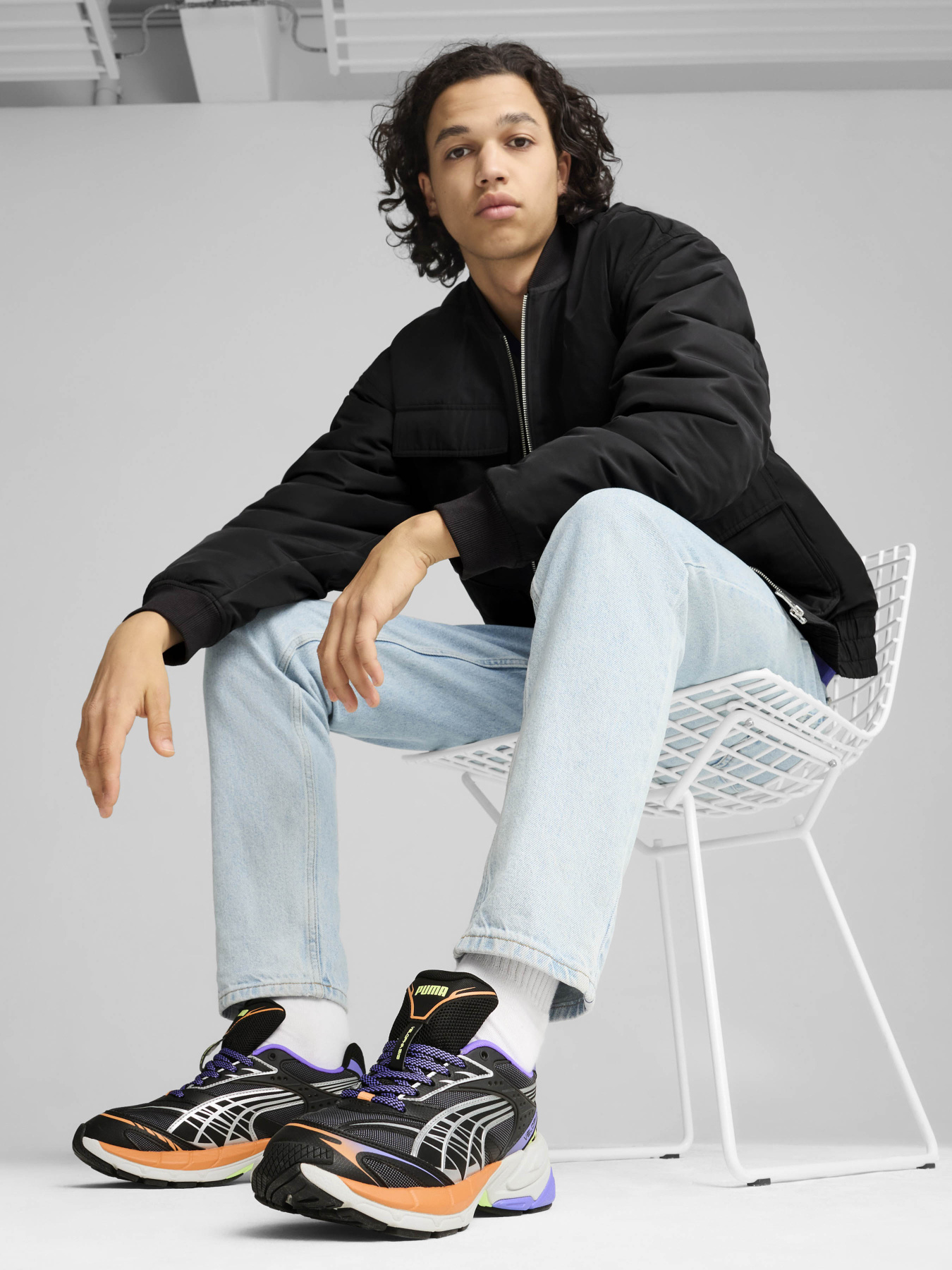 Кроссовки повседневные PUMA VELOPHASIS BORNINTHE 2000S модель 39821901 Кроссовки повседневные PUMA VELOPHASIS BORNINTHE 2000S модель 39821901 Фото