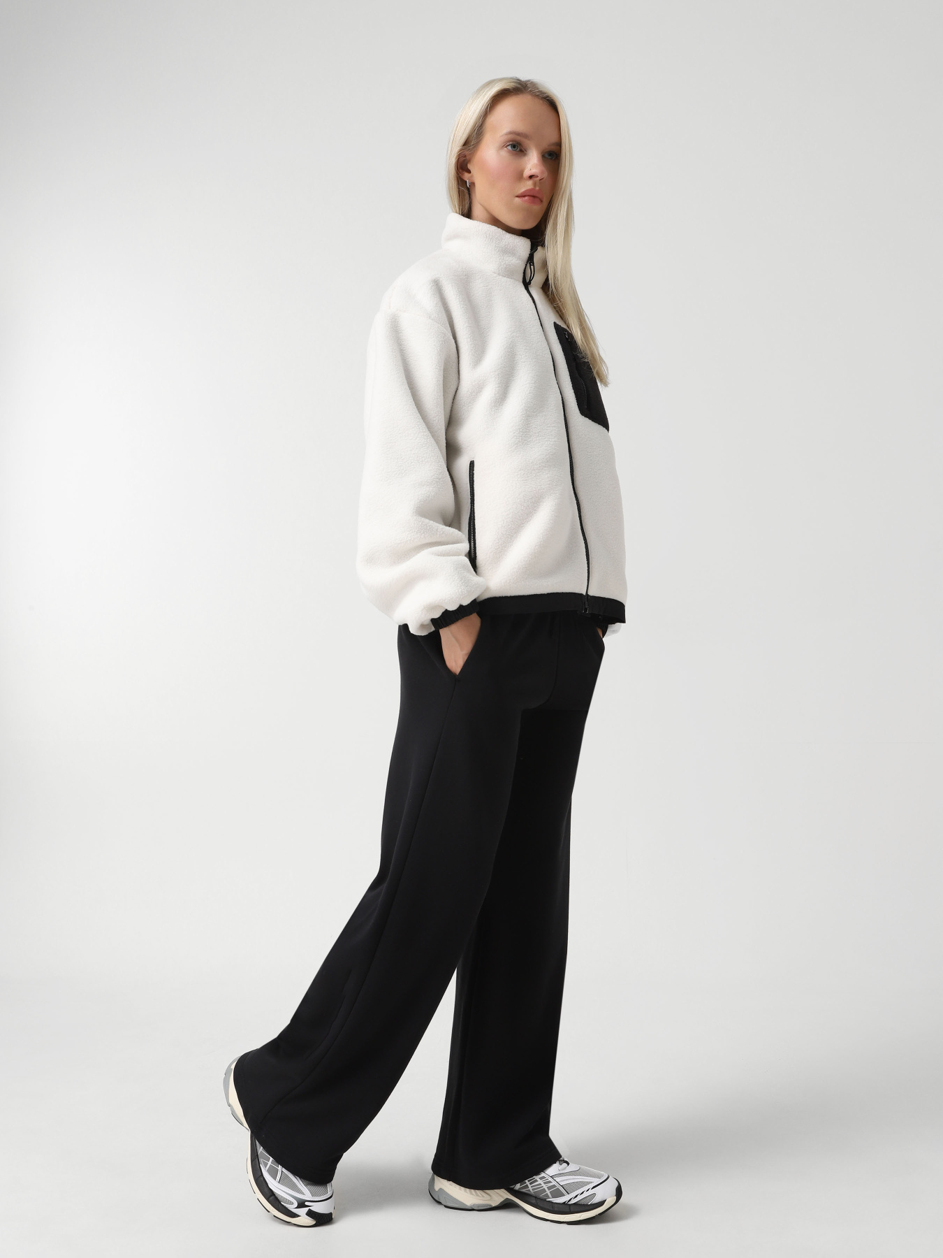 Кросівки PUMA Velophasis Borninthe 2000s модель 39821903 Фото