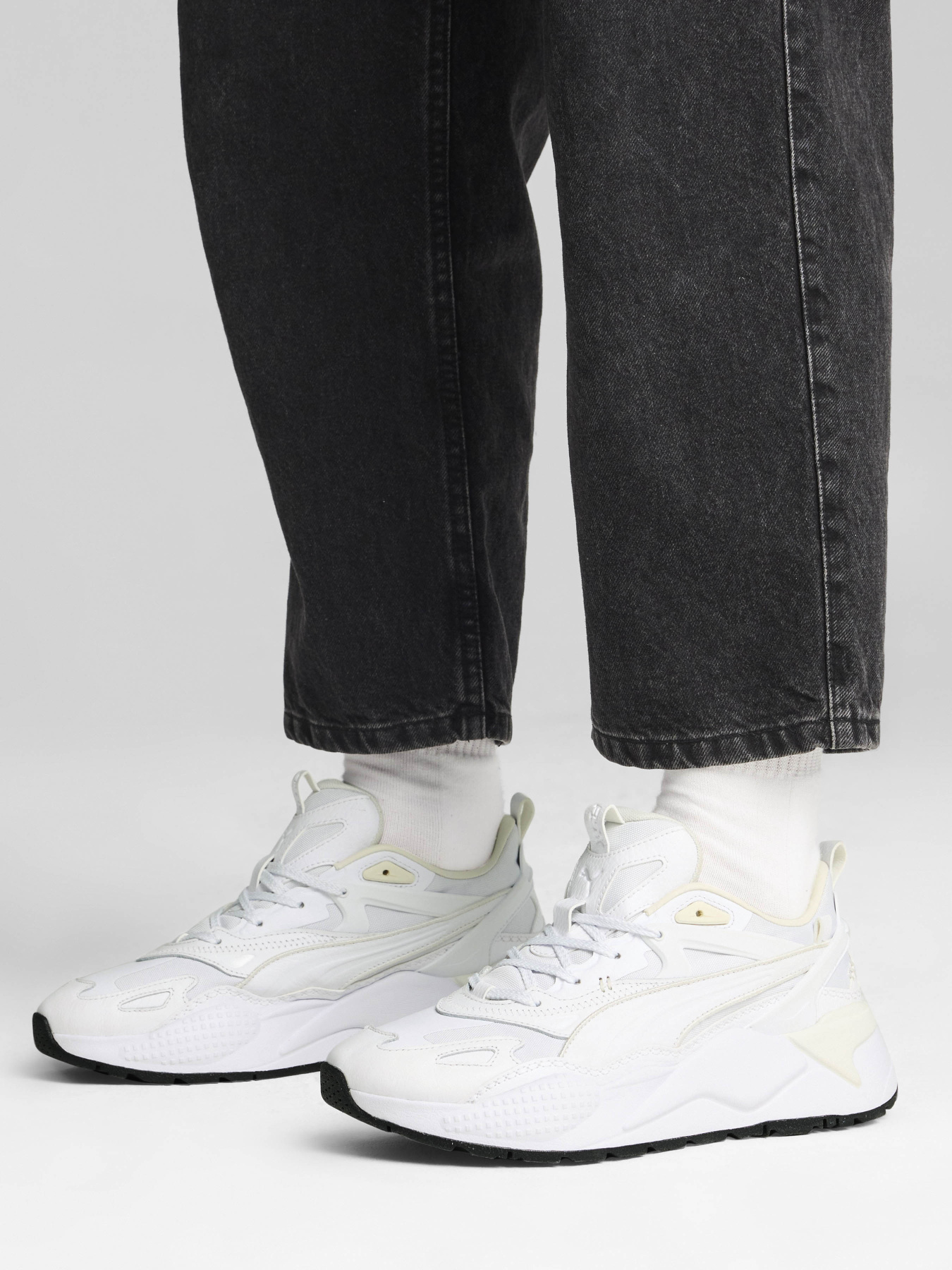 Кросівки повсякденні PUMA RS-X EFEKT S&P модель 39820201 Фото