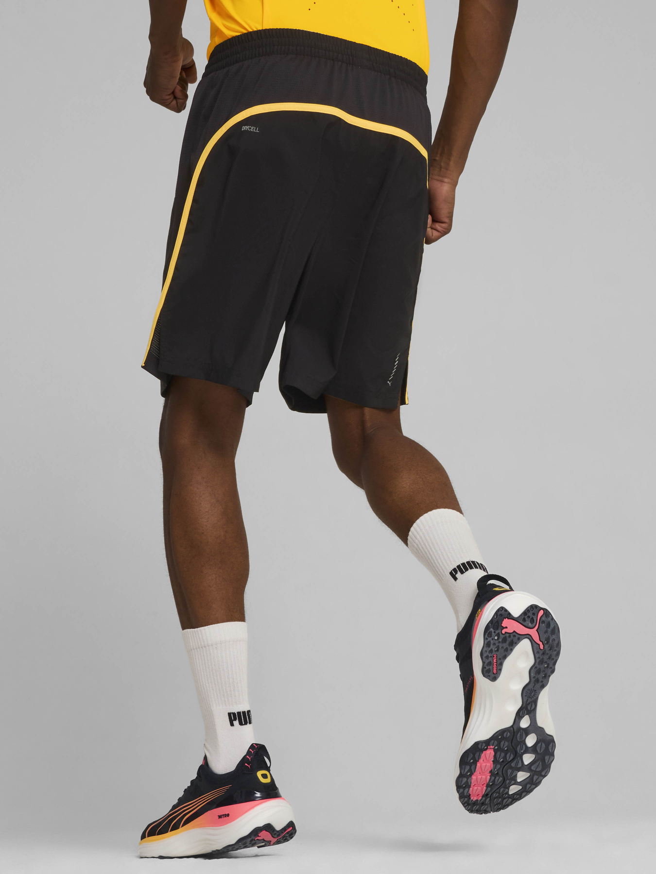 Шорти спортивні PUMA Run Favorite Velocity 7 модель 52500556 Фото