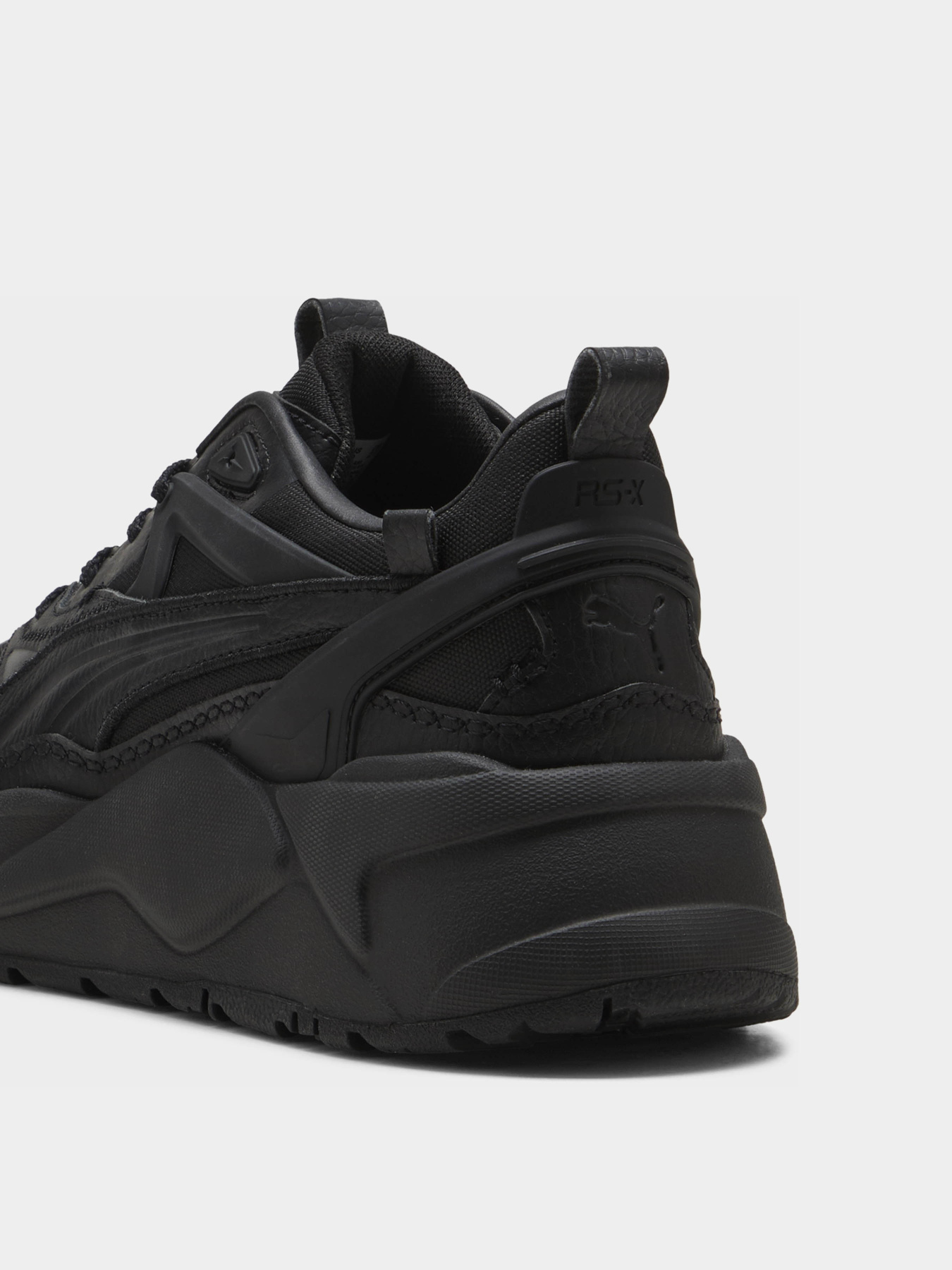 Кроссовки повседневные PUMA RS-X EFEKT S&P модель 39820202 Кроссовки повседневные PUMA RS-X EFEKT S&P модель 39820202 Фото