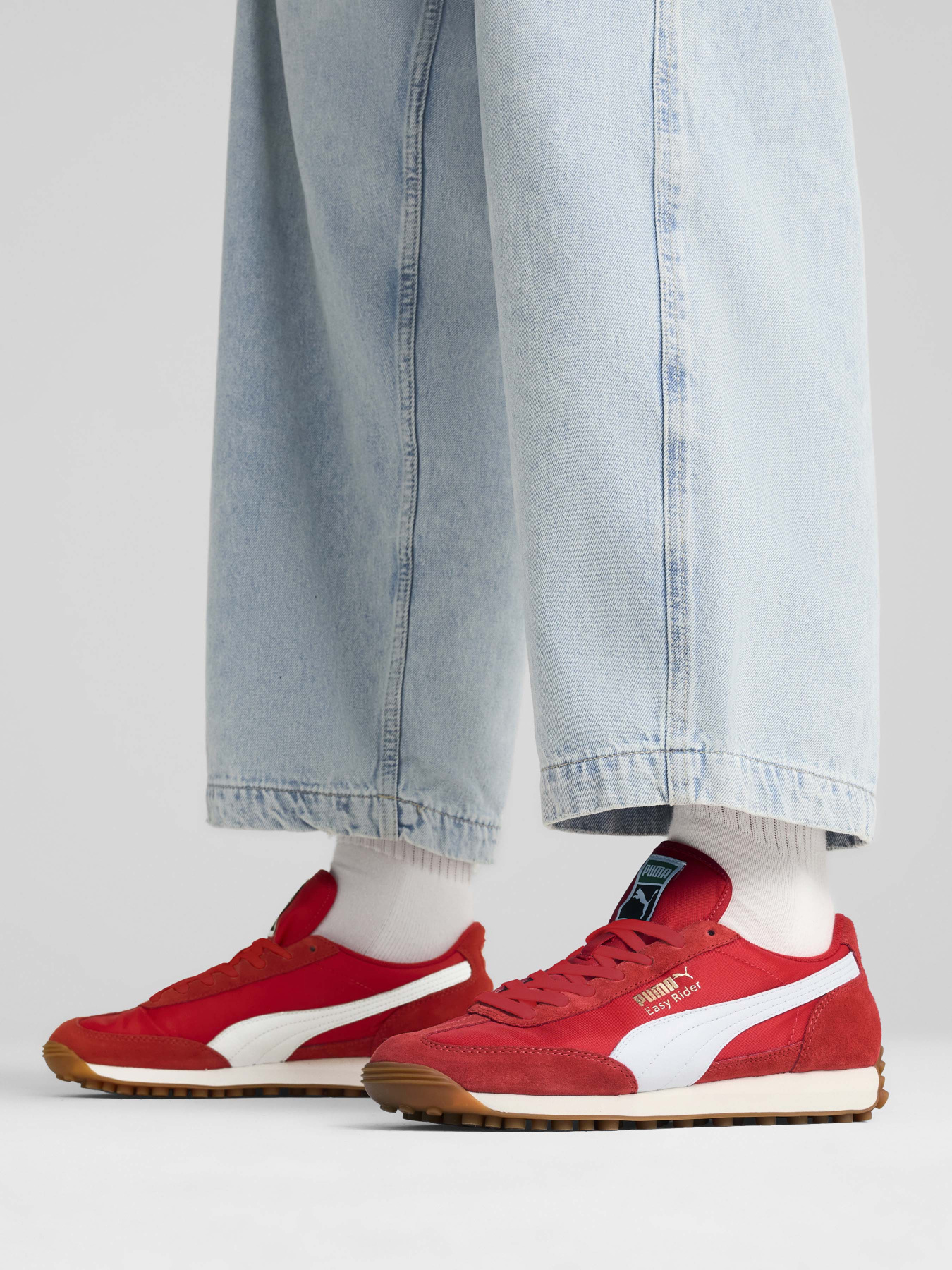 Кроссовки PUMA Easy Rider Vintage модель 39902801 Фото