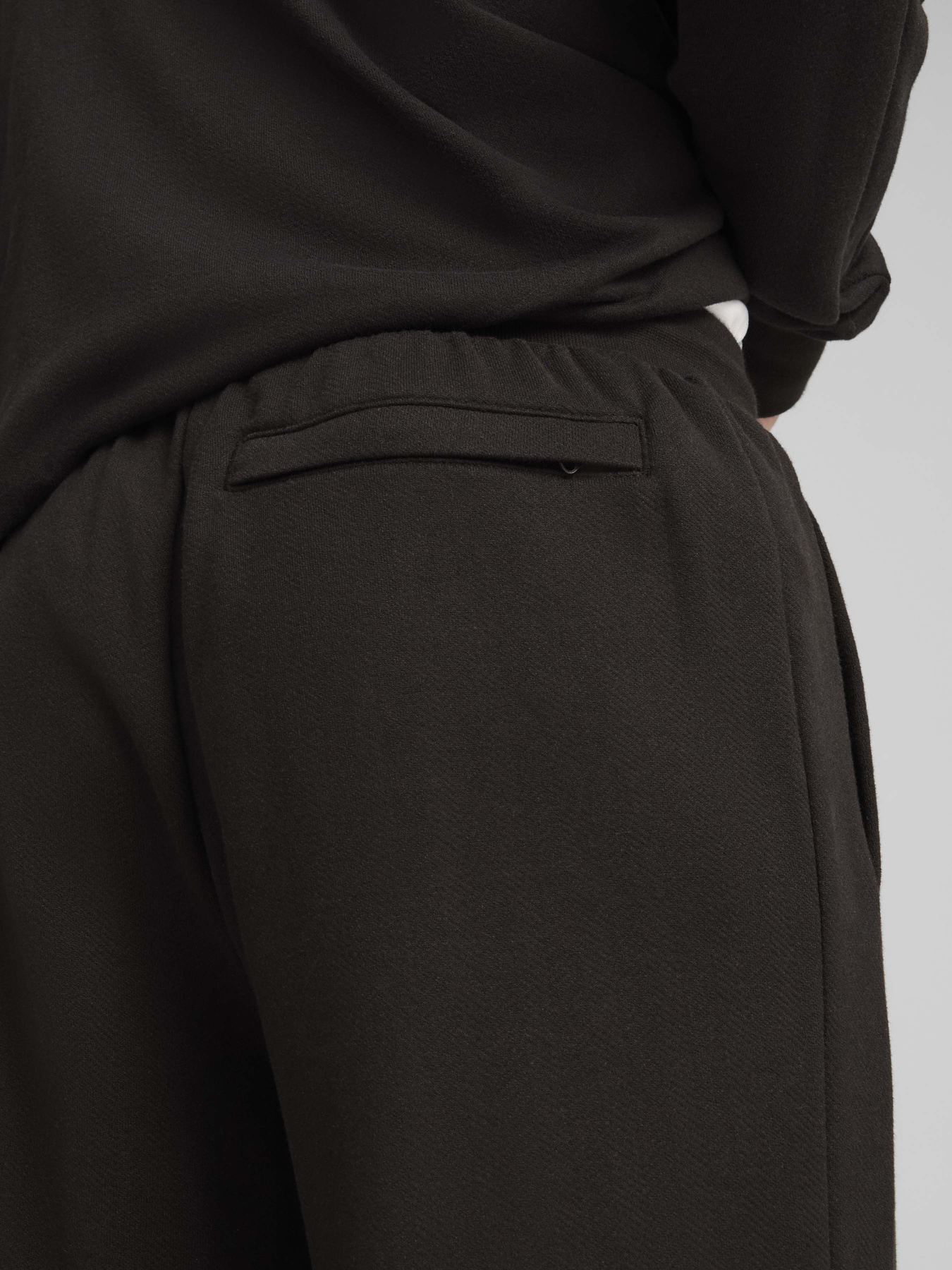 Спортивні штани PUMA T7 RELAXED TRACK EASY RIDER модель 62639851 Фото