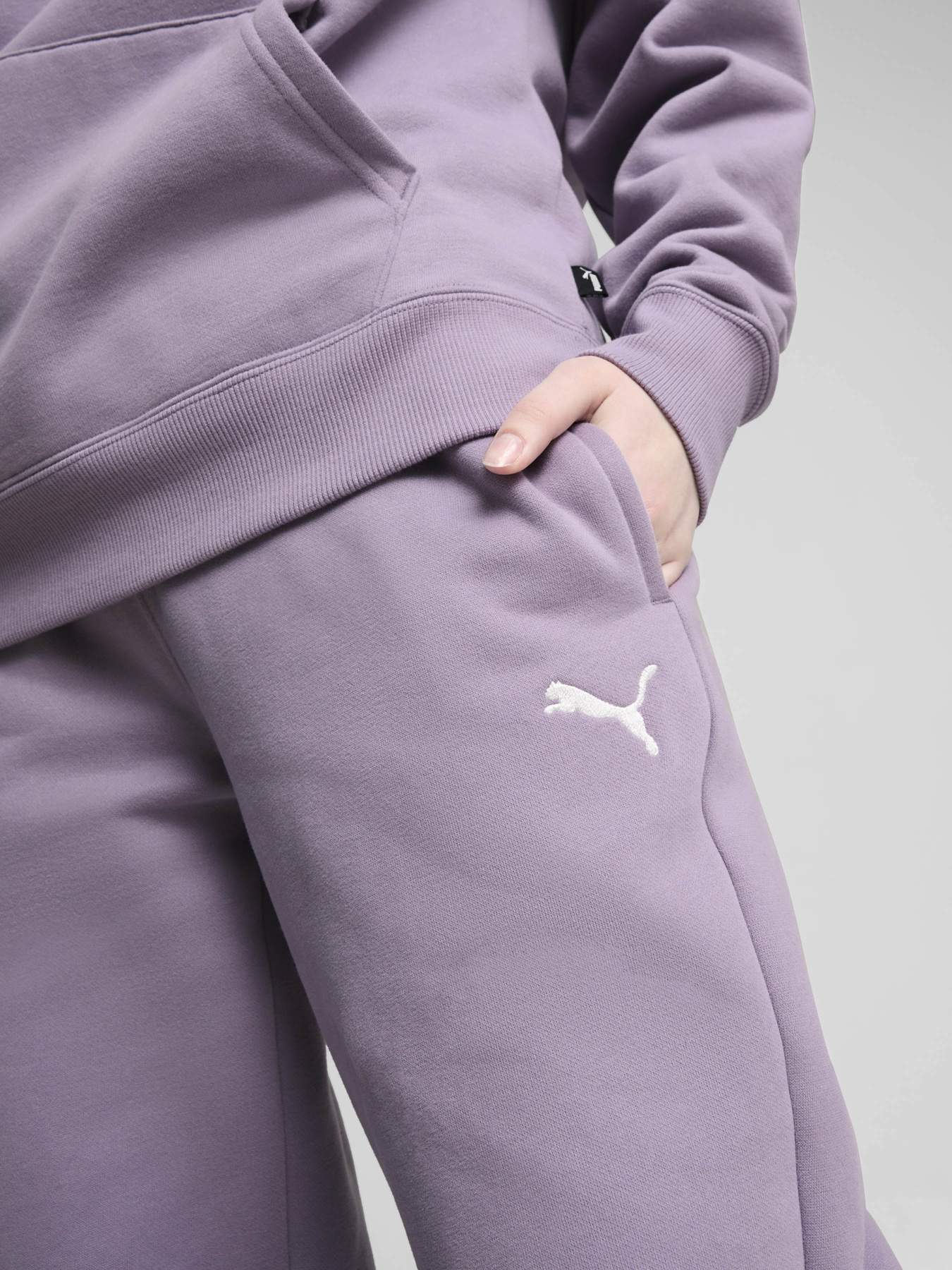 Спортивный костюм PUMA LOUNGEWEAR модель 68309130 Фото