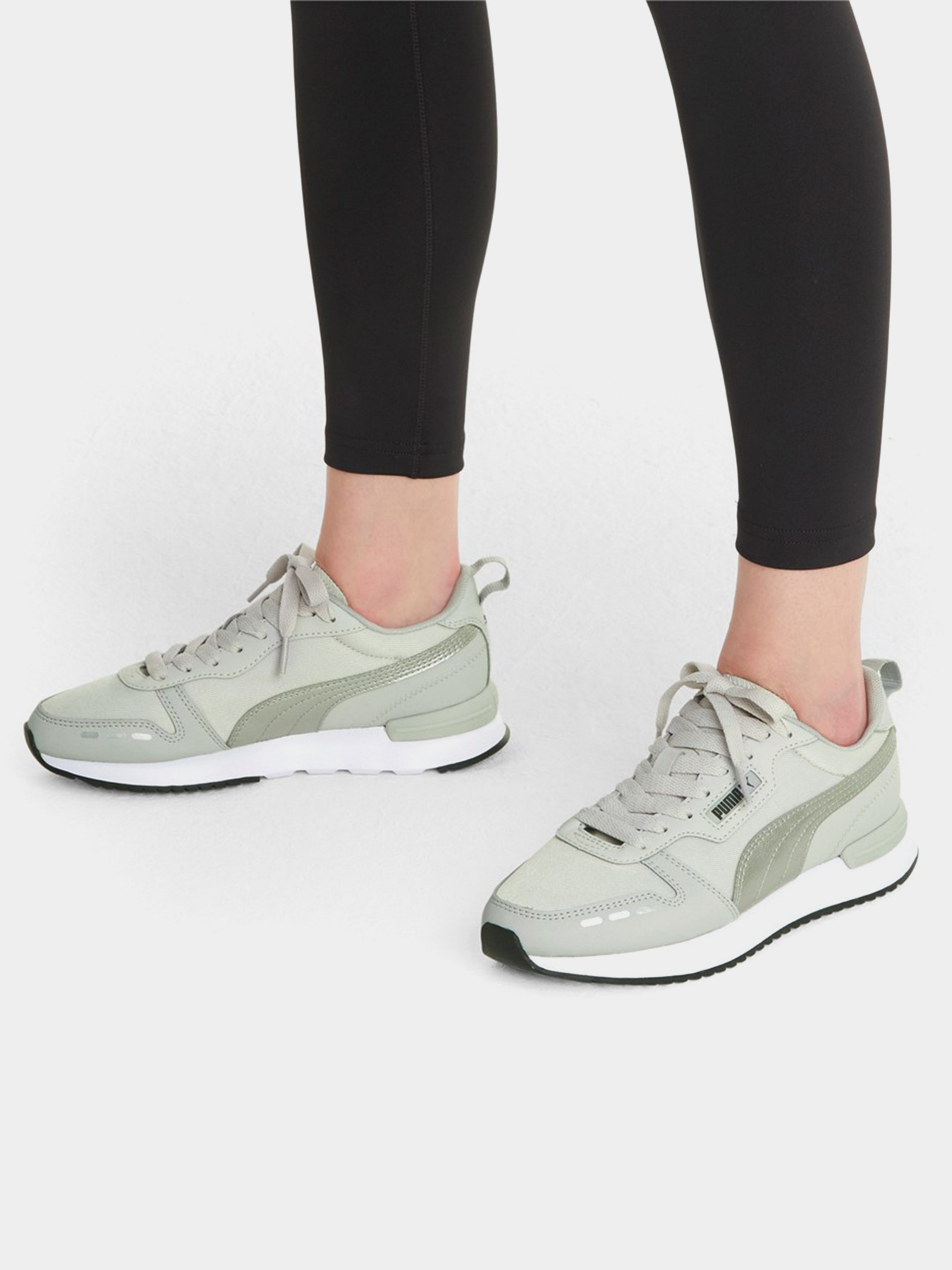 Кроссовки повседневные PUMA R78 Metallic модель 36886703 Фото