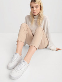 Кеди низькі PUMA Skye модель 37476401 Фото