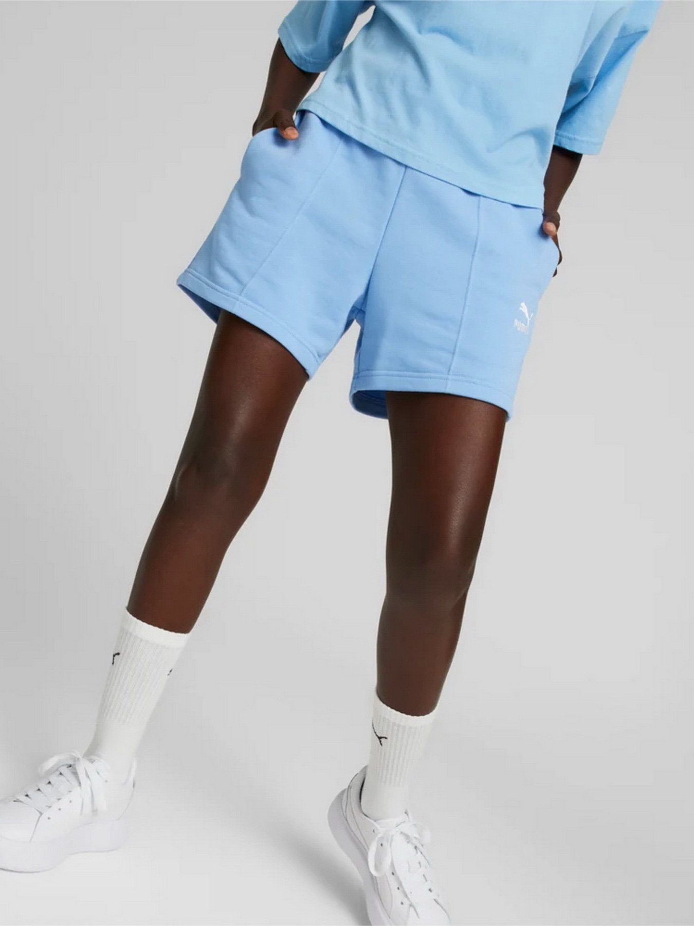 Шорти спортивні PUMA Classics модель 53807793 Фото