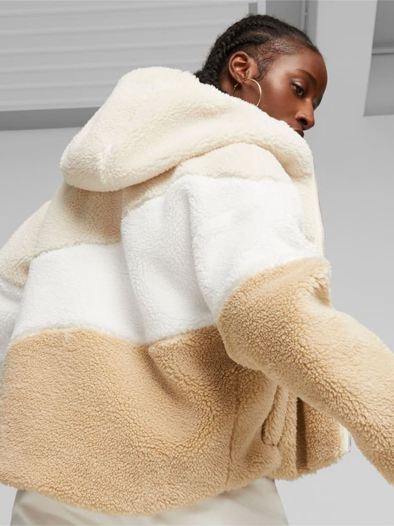 Демисезонная куртка PUMA Big Cat Hooded Sherpa модель 67537087 Фото