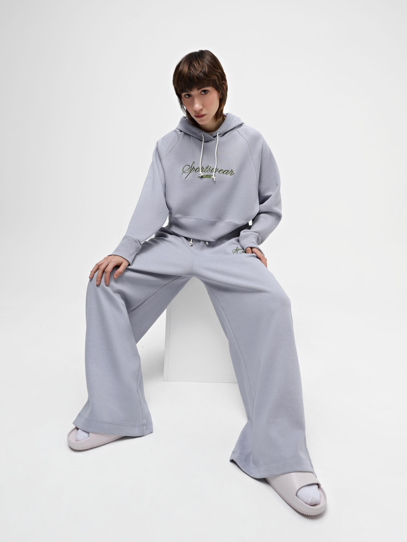 Штаны спортивные PUMA CLASSICS+ RELAXED модель 62427463 Фото