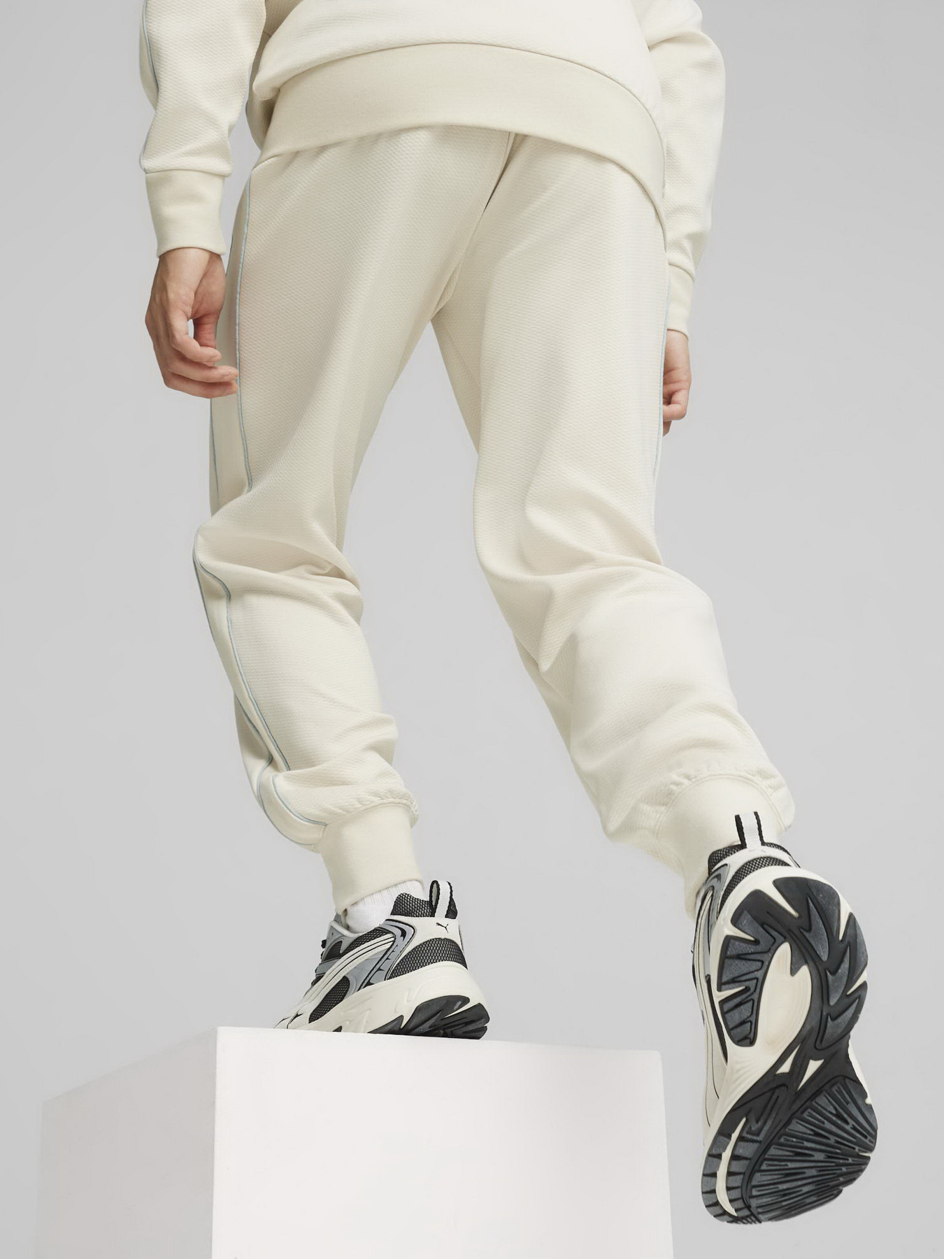 Штани спортивні PUMA T7 Track модель 62432987 Фото