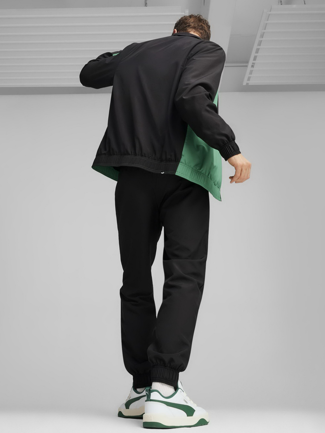 Спортивный костюм PUMA Woven модель 67888786 Фото