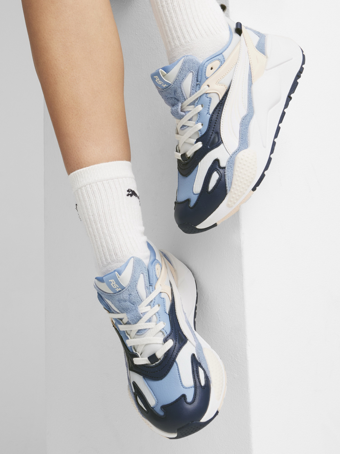 Кросівки PUMA Rs-X Efekt Lux модель 39377105 Фото