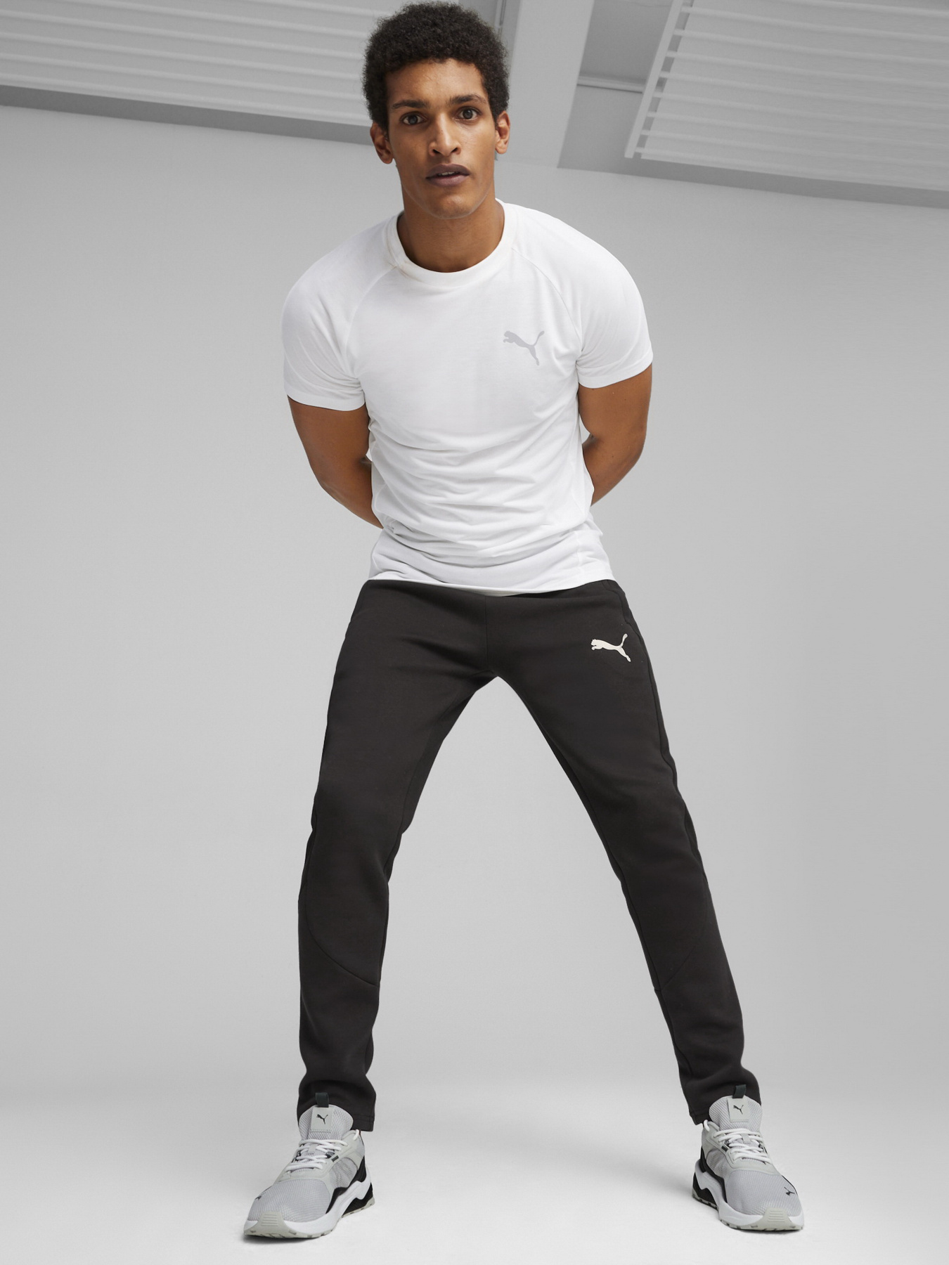 Кросівки для бігу PUMA ANZARUN 2.0 модель 38921317 Фото