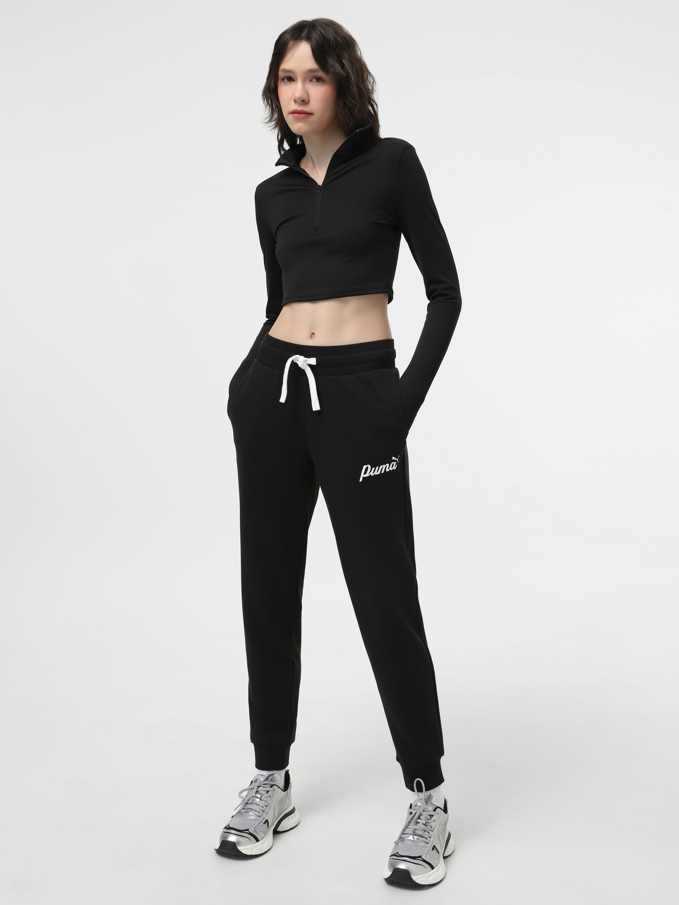 Штаны спортивные PUMA Ess+ Script модель 67935001 Фото