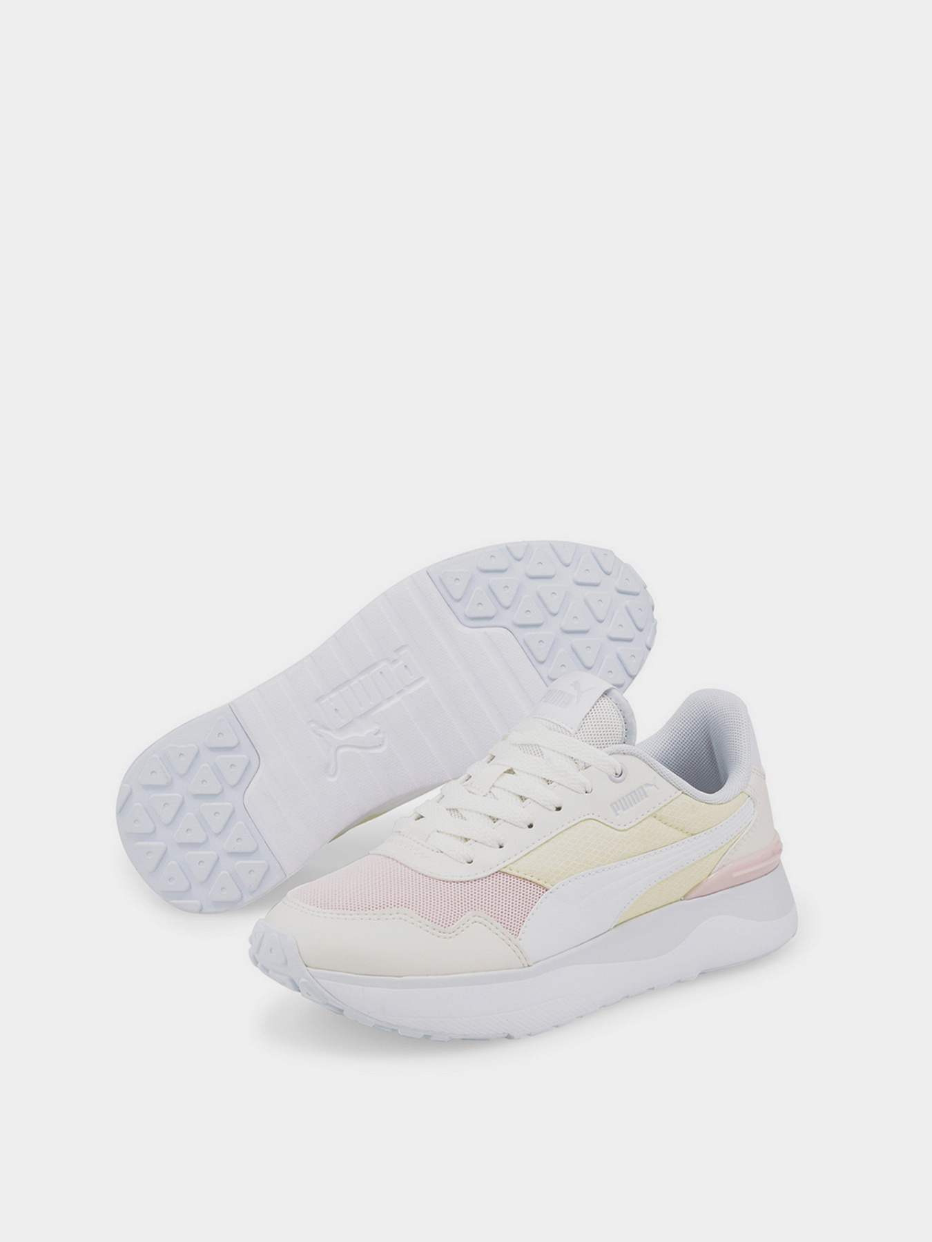Кроссовки PUMA R78 Voyage модель 38204806 Фото