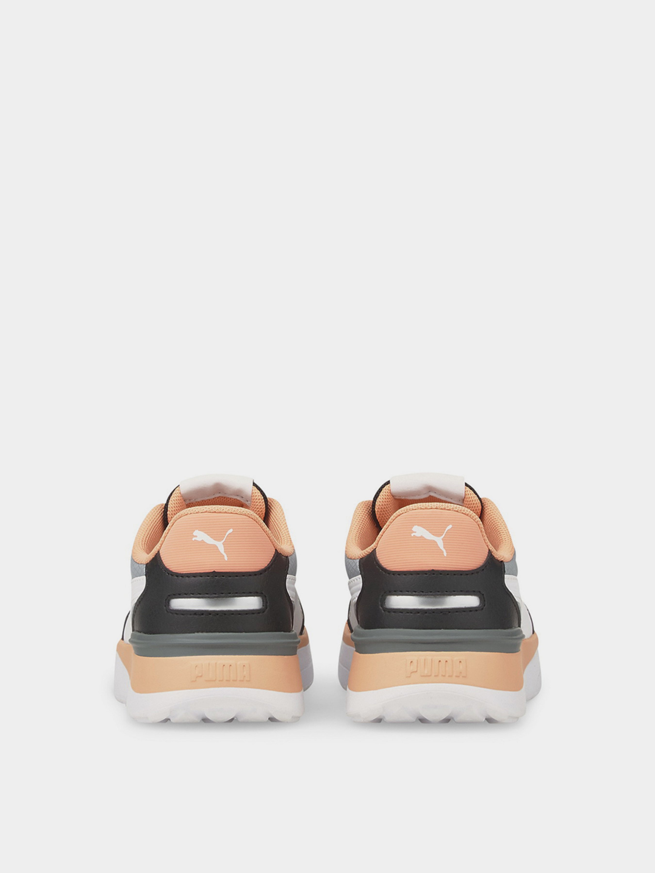 Кроссовки повседневные PUMA R78 Voyage модель 38204905 Фото