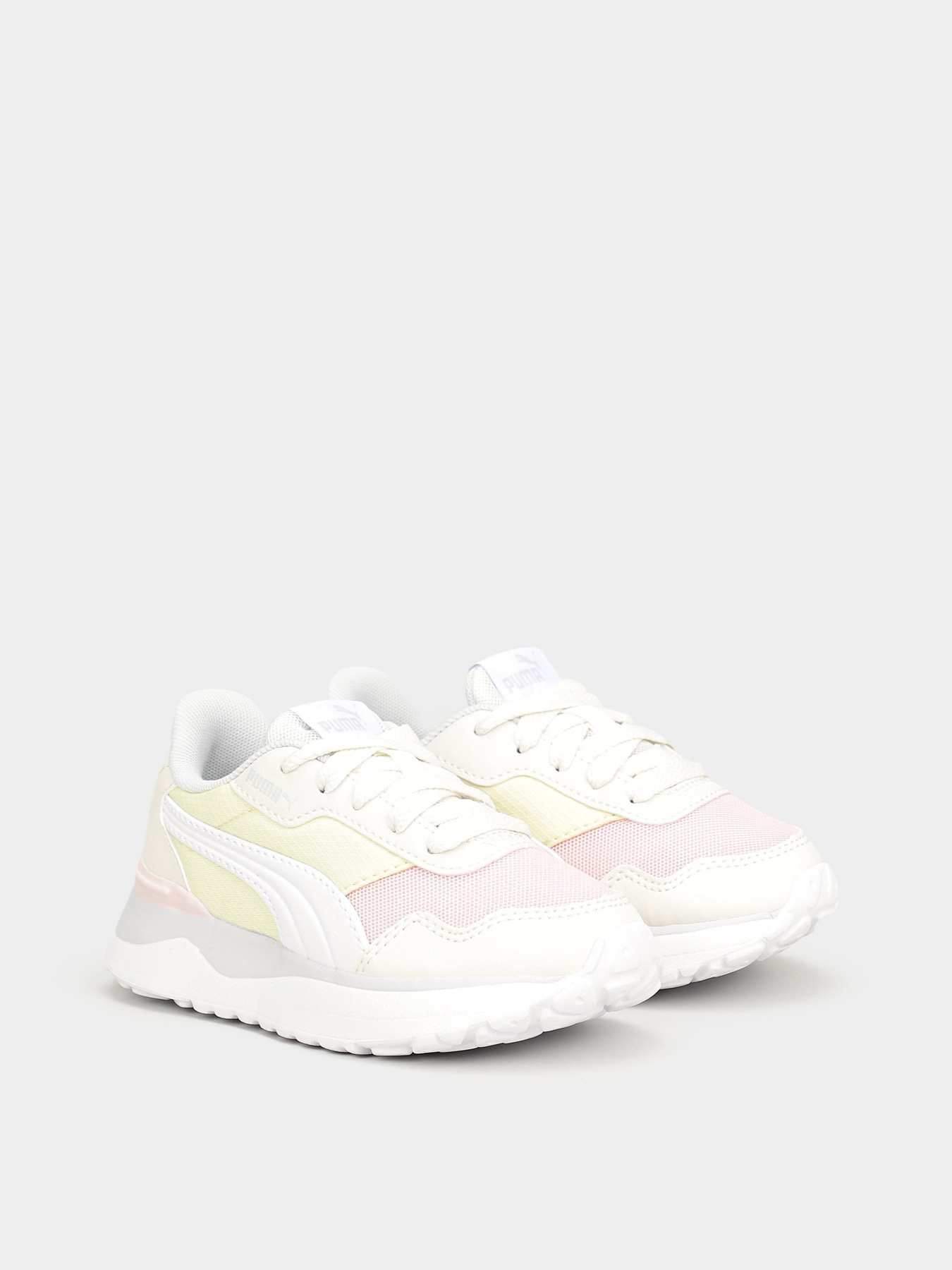 Кроссовки PUMA R78 Voyage модель 38204906 Фото