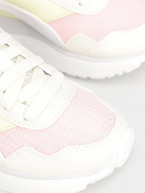 Кроссовки PUMA R78 Voyage модель 38204906 Фото