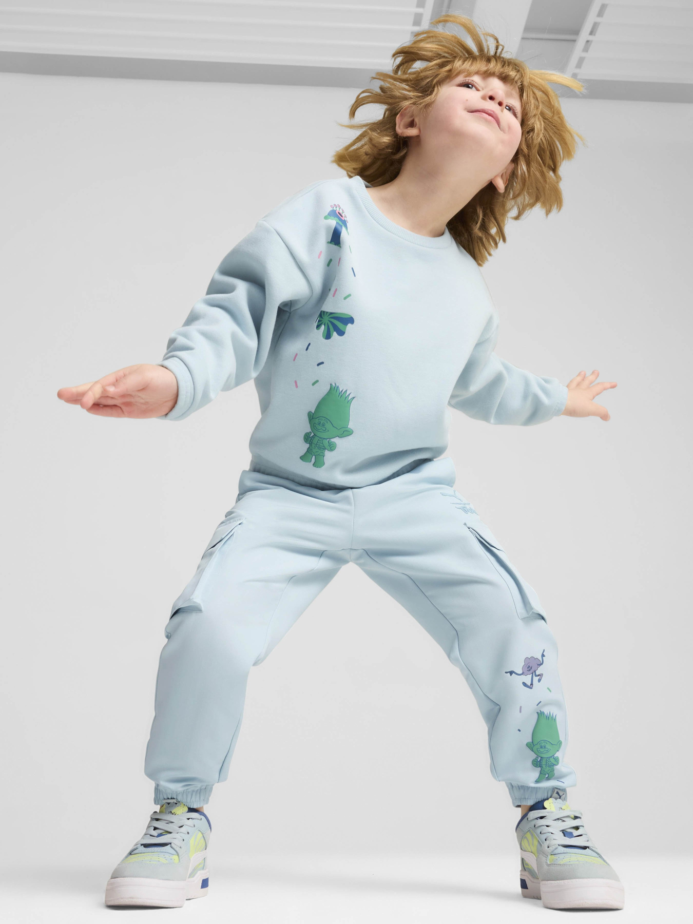 Свитшот PUMA x Trolls Graphic Crew модель 62738426 Фото