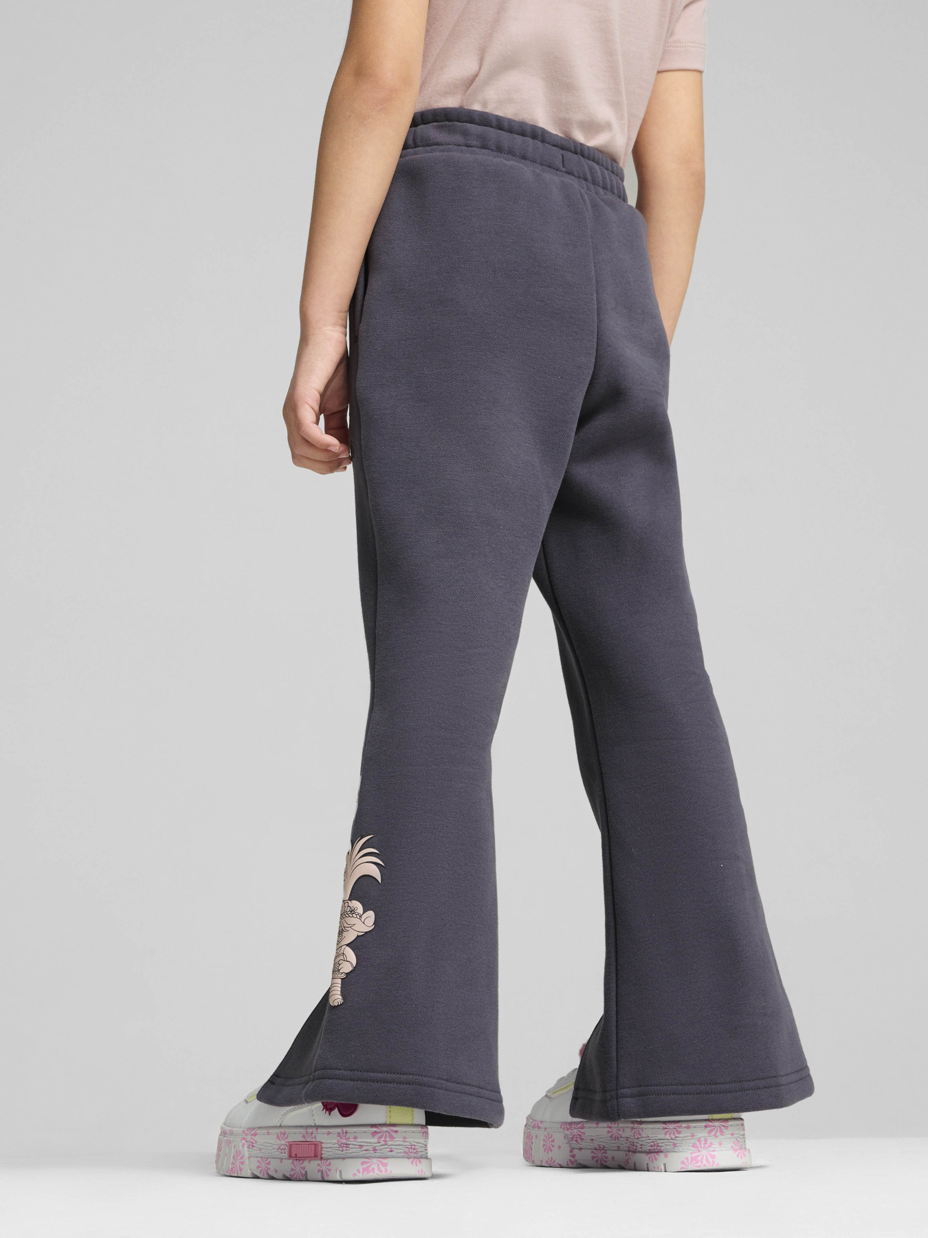 Спортивні штани PUMA X TROLLS FLARED модель 62738769 Спортивні штани PUMA X TROLLS FLARED модель 62738769 Фото