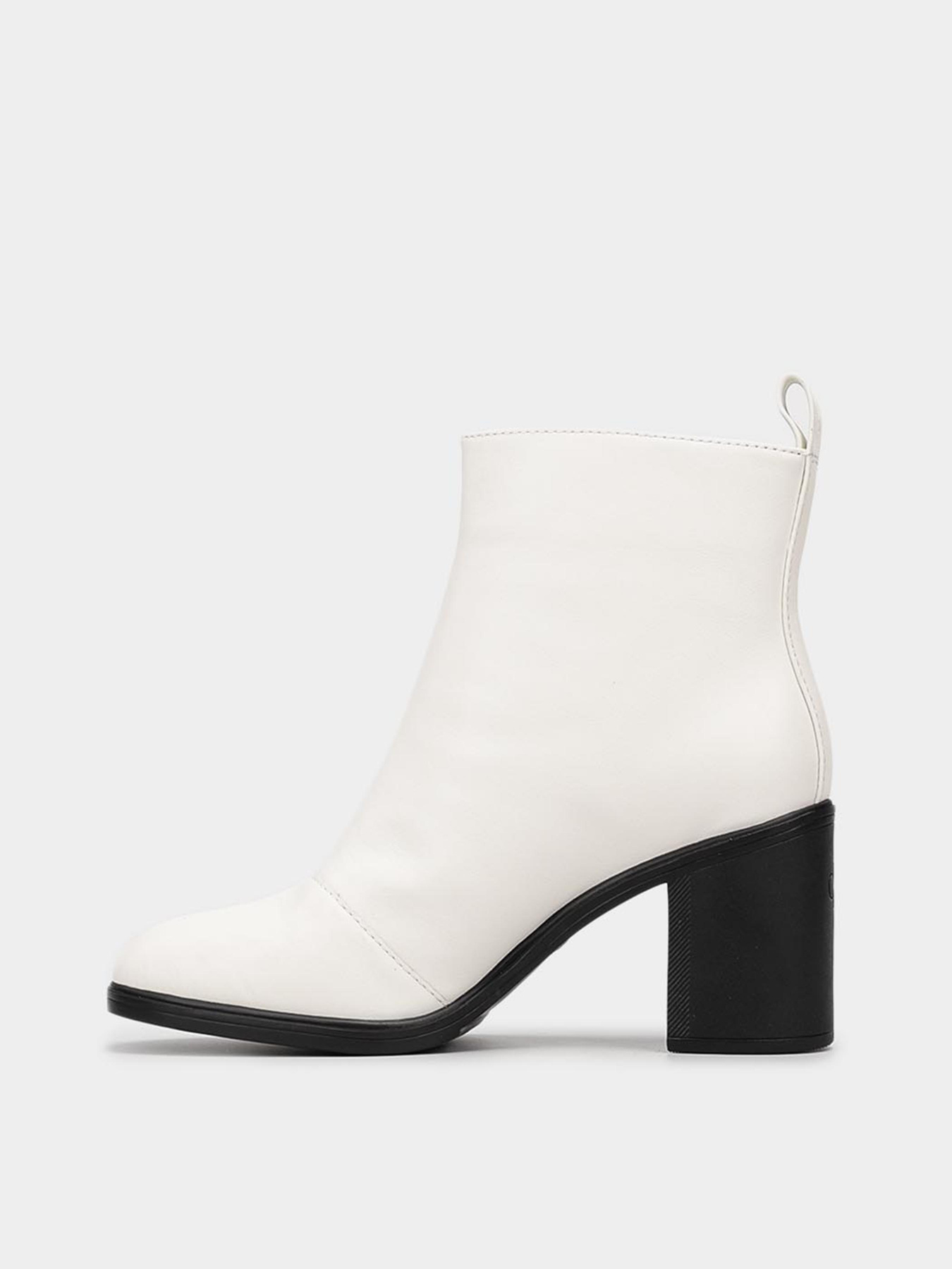 Бoтильоны Calvin Klein модель YW0YW00449-YAF Фото