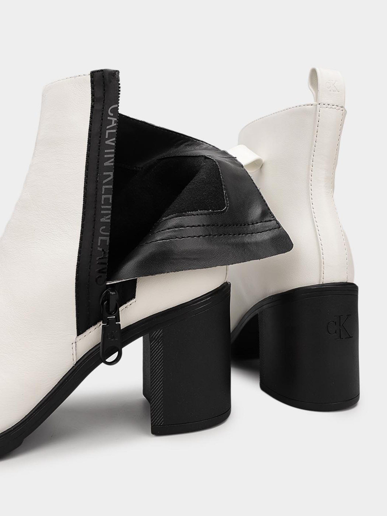 Бoтильоны Calvin Klein модель YW0YW00449-YAF Фото